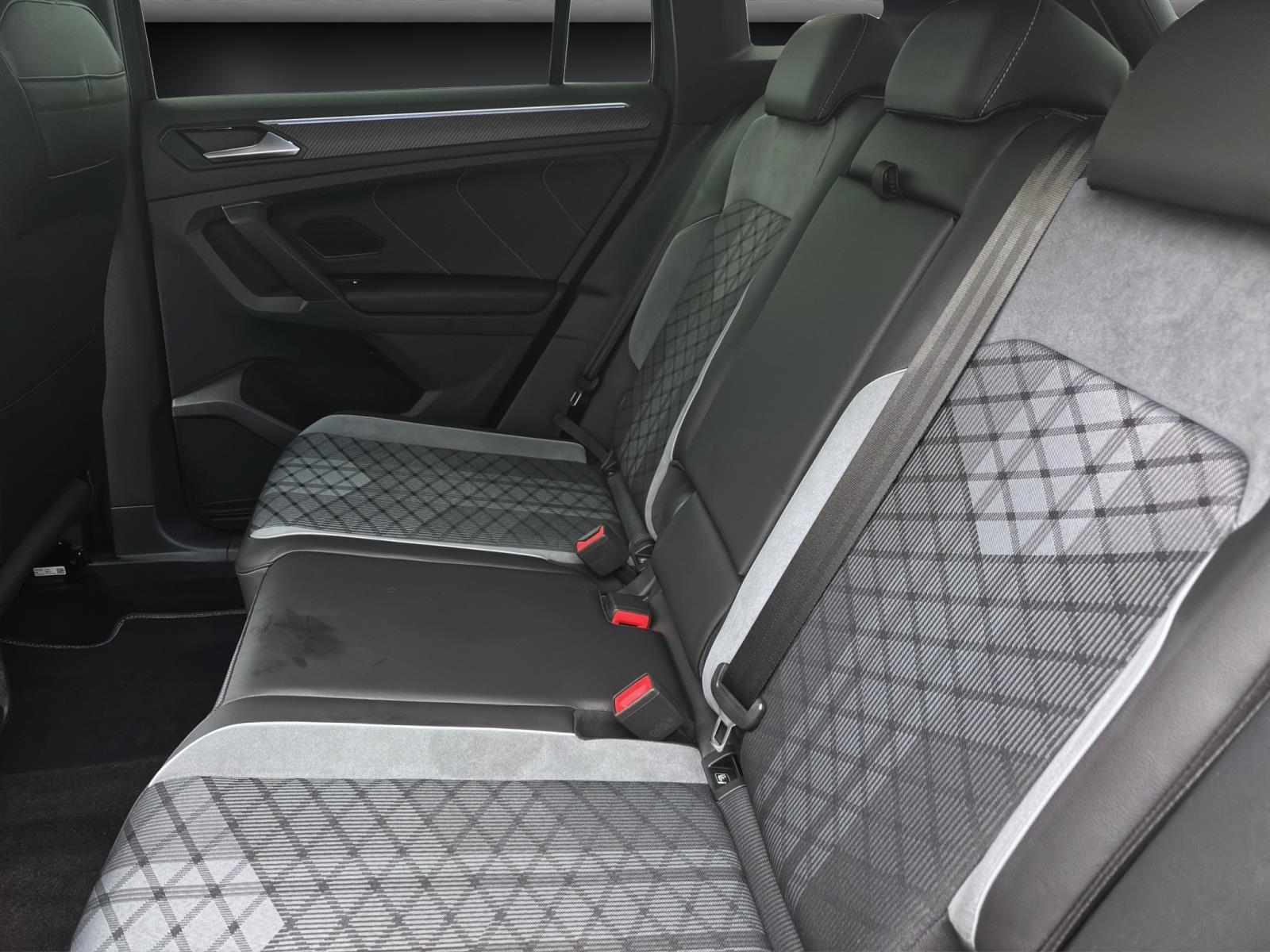 Bild 13: Volkswagen Tiguan 2.0 TDI DSG 4M R-LINE NAVI AHK KAMERA LED