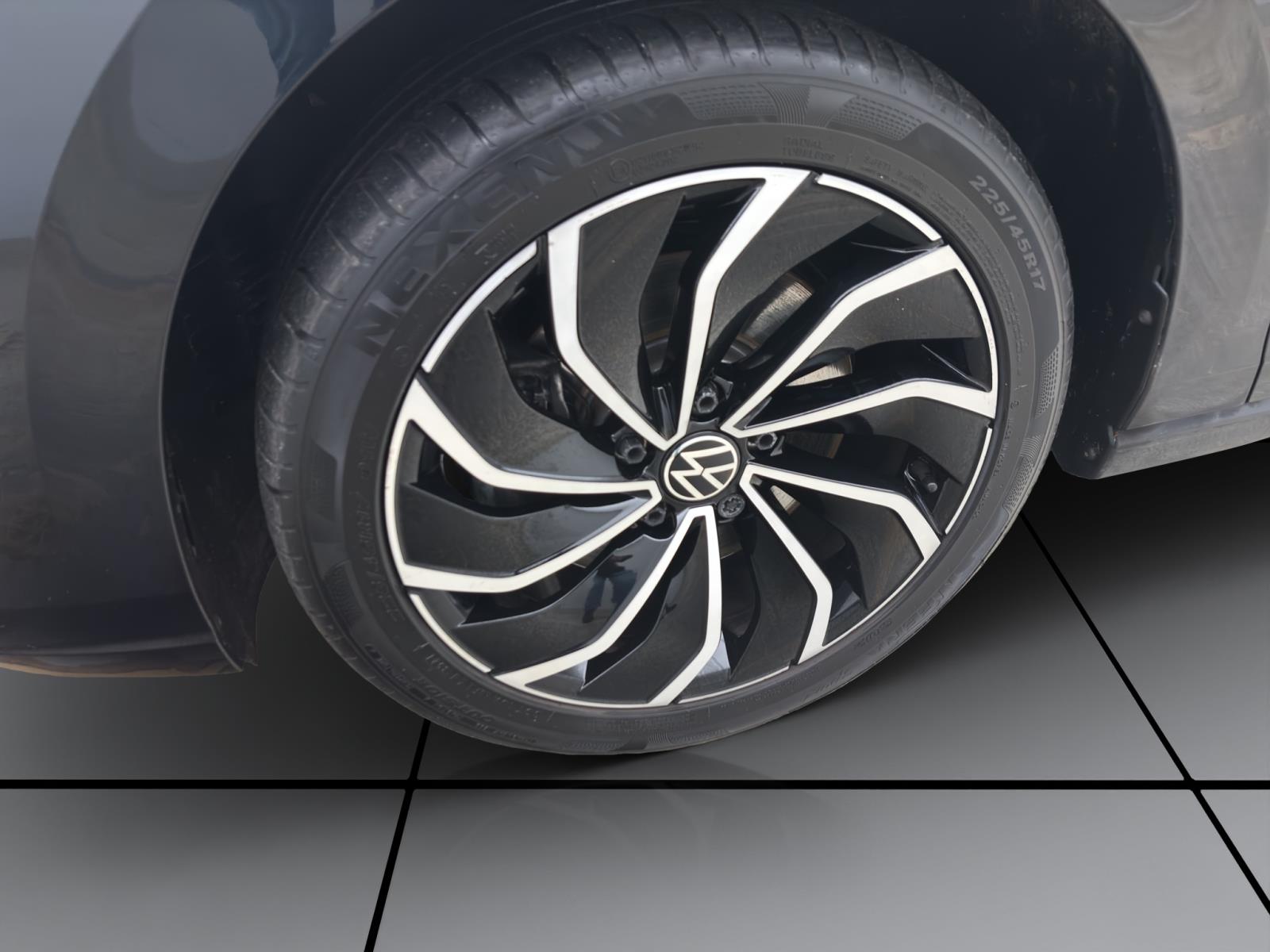 Bild 7: Volkswagen Golf Variant 2.0 TDI DSG STYLE NAVI PANO PDC KAMERA