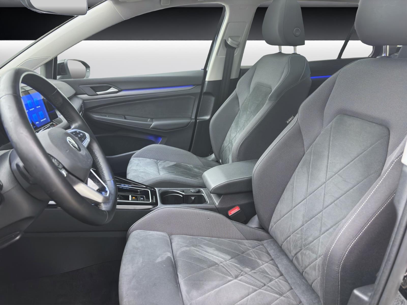 Bild 8: Volkswagen Golf Variant 2.0 TDI DSG STYLE NAVI PANO PDC KAMERA