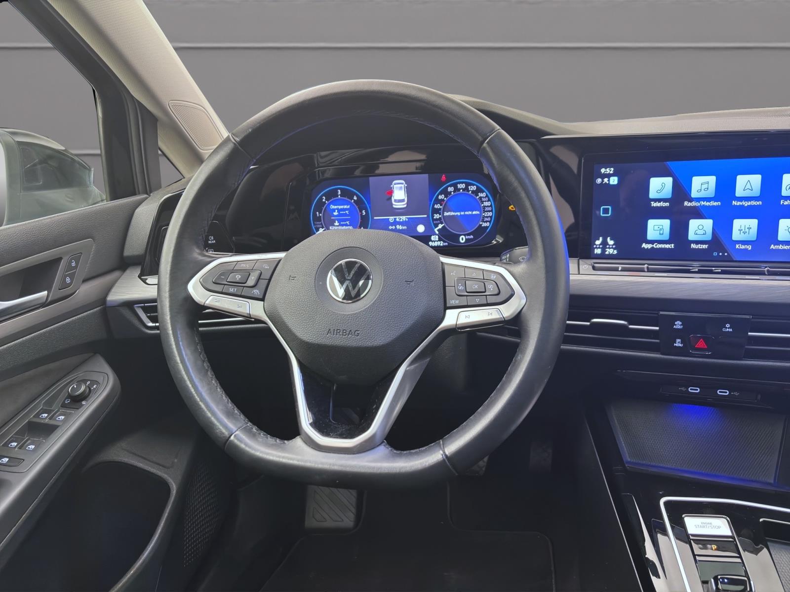 Bild 9: Volkswagen Golf Variant 2.0 TDI DSG STYLE NAVI PANO PDC KAMERA