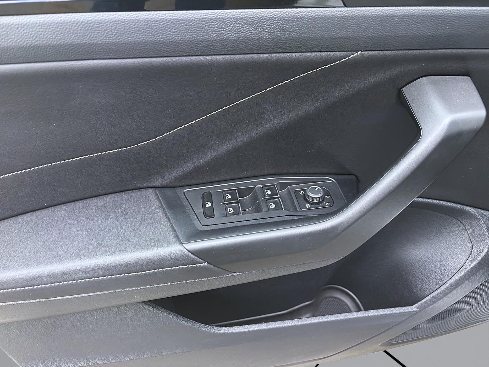 Bild 9: Volkswagen T-Roc 2.0 TDI DSG STYLE NAVI KAMERA ACC LED