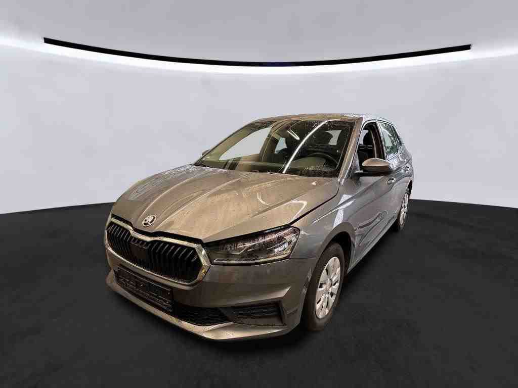 Skoda Fabia 1.0 TSI DSG AMBITION KAMERA PDC SITZHZG LED 8701589
