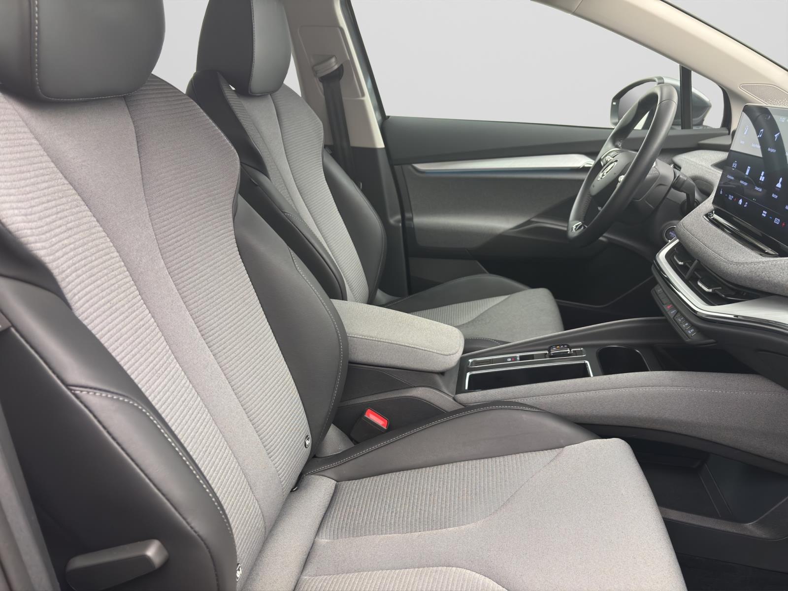 Bild 14: Skoda ENYAQ iV 60 LOFT PDC SITZHZG KLIMA LED LM19