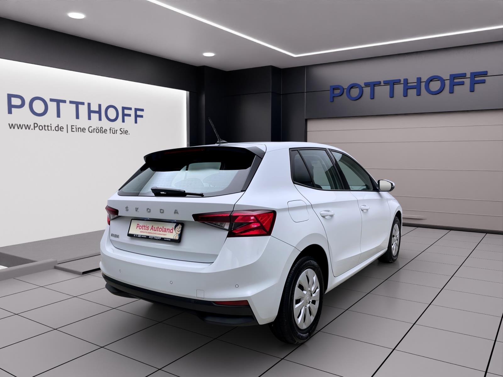 Bild 4: Skoda Fabia 1.0 TSI DSG AMBITION NAVI SITZHZG PDC LED