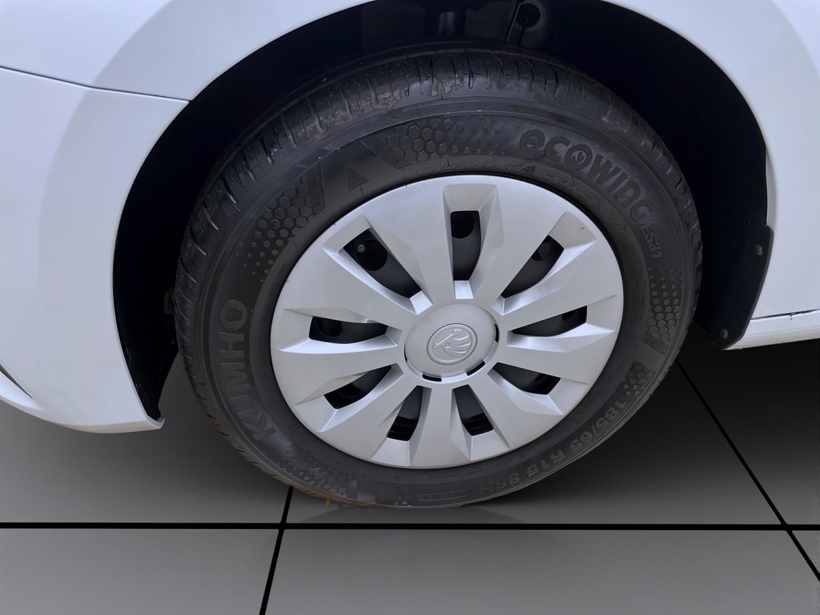 Bild 7: Skoda Fabia 1.0 TSI DSG AMBITION NAVI SITZHZG PDC LED