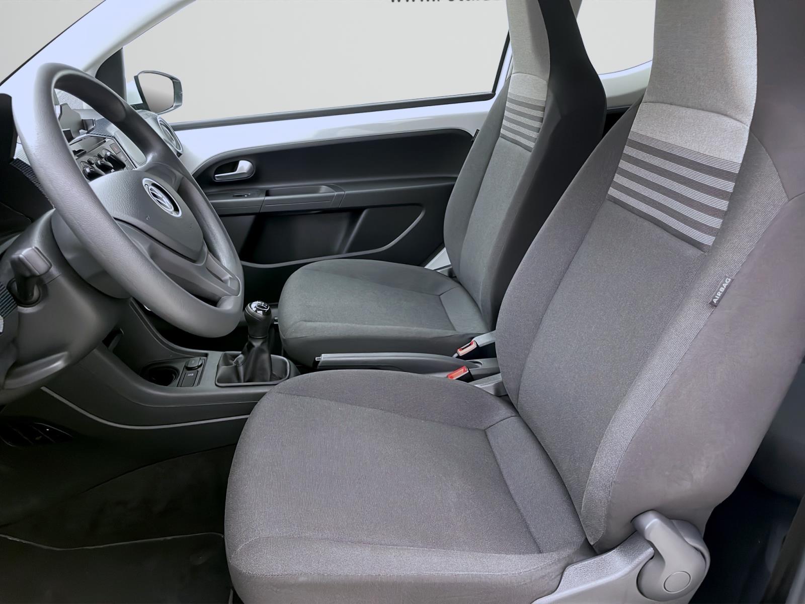 Bild 8: Volkswagen up! 1.0 MPI MOVE UP! SITZHZG DAB+ KLIMA