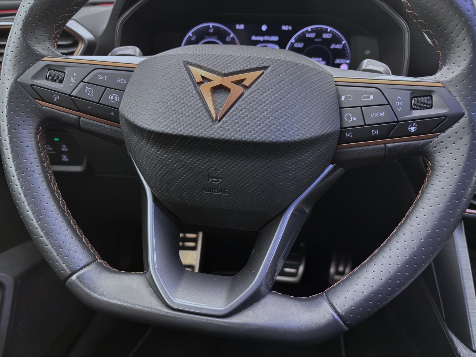 Bild 11: Cupra Leon 1.4 TSI e-Hybrid VZ NAVI PDC SITZHZG KLIMA LED