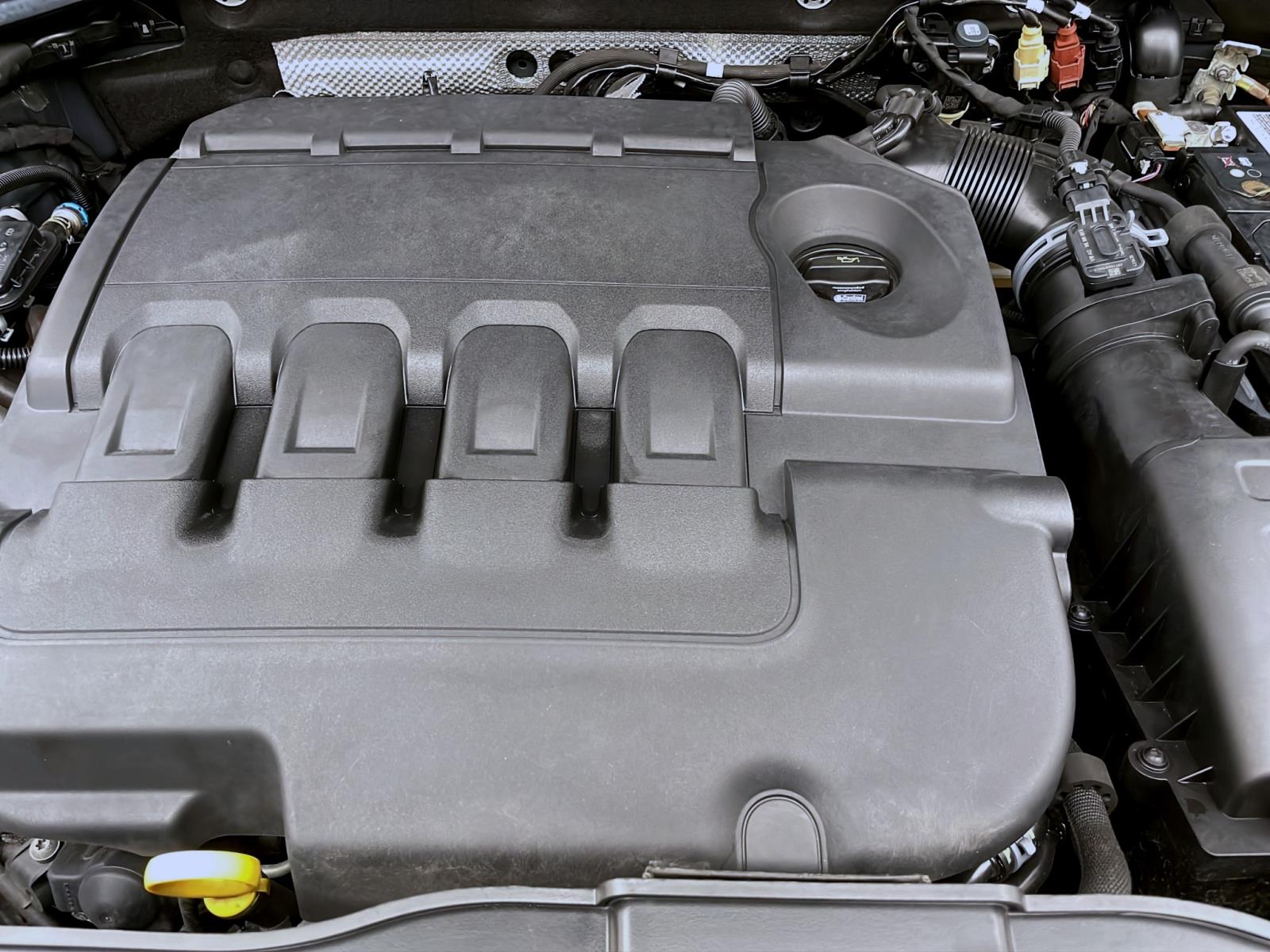 Bild 16: Volkswagen T-Roc 1.6 TDI UNITED AHK NAVI SITZHZG PDC