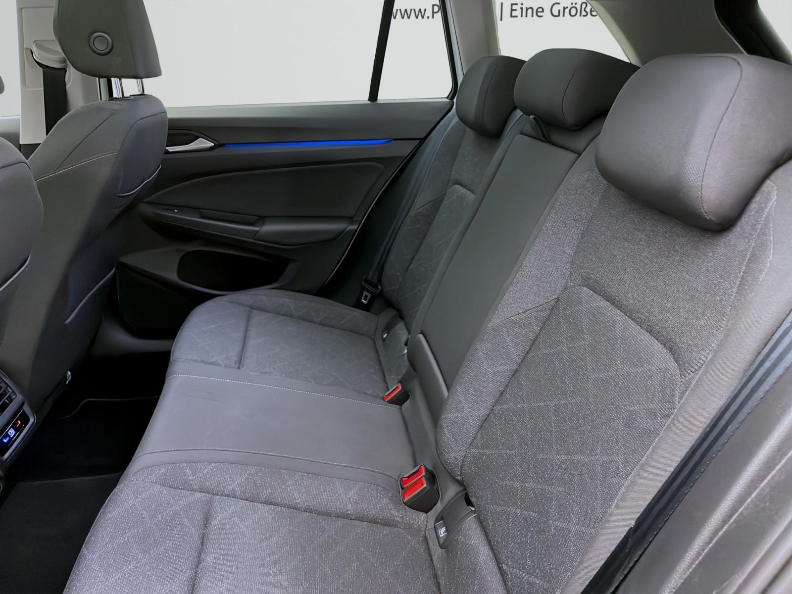 Bild 13: Volkswagen Golf Variant 2.0 TDI DSG LIFE PANO NAVI PDC SITZHZG