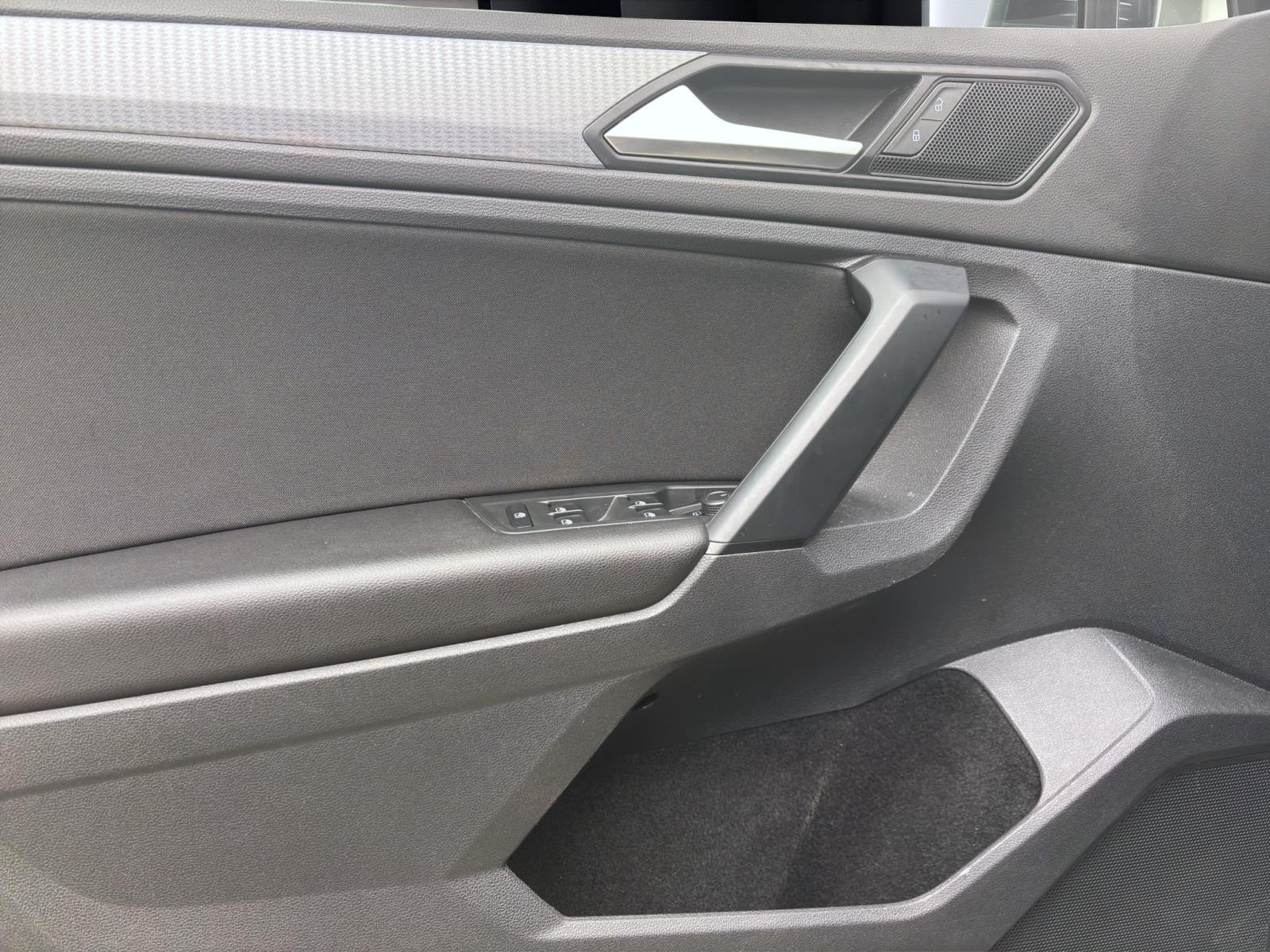 Bild 9: Volkswagen Tiguan 2.0 TDI DSG 4M LIFE NAVI AHK KLIMA SHZG