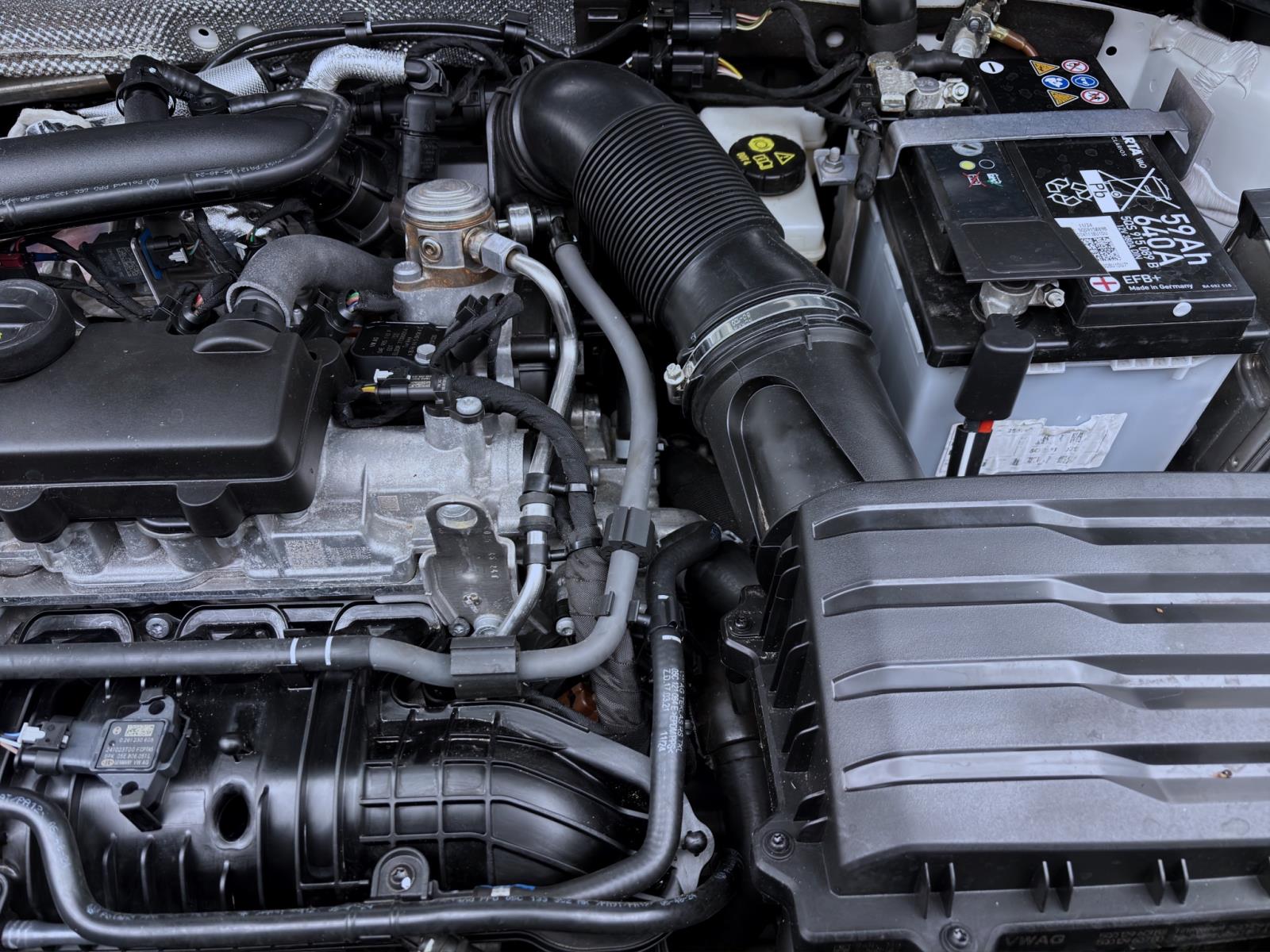 Bild 16: Volkswagen T-Roc 1.0 TSI GOAL NAVI PDC SITZHZG LED