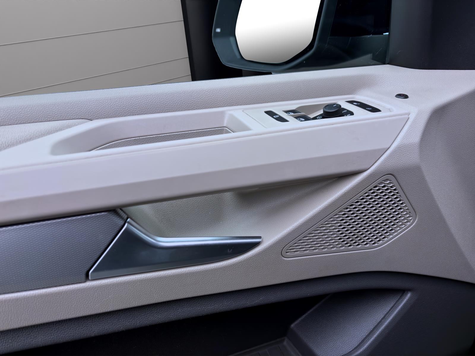 Bild 9: Volkswagen T7 Multivan 2.0 TDI DSG LANG AHK NAVI PDC LED