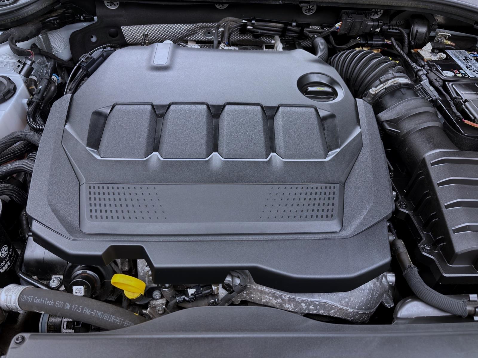 Bild 16: Skoda Octavia Combi 2.0 TDI DSG STYLE NAVI PDC LED HuD