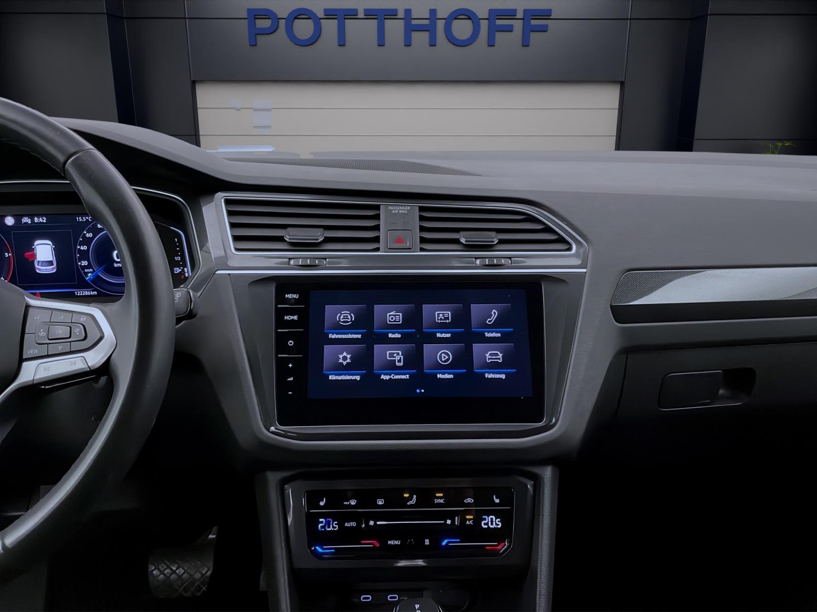 Bild 12: Volkswagen Tiguan 2.0 TDI DSG LIFE STANDHZG AHK MATRIX PDC