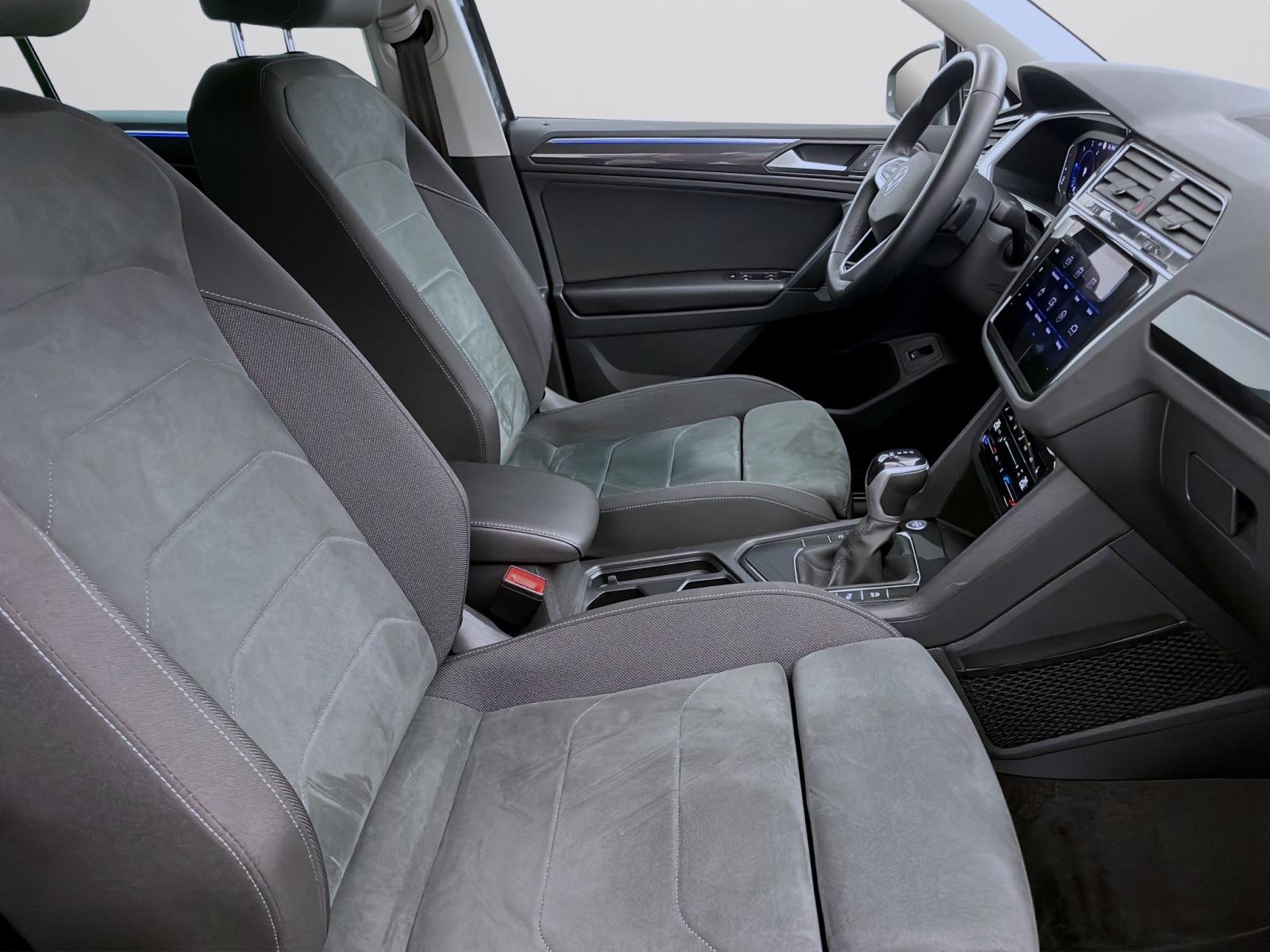 Bild 14: Volkswagen Tiguan 2.0 TDI DSG LIFE STANDHZG AHK MATRIX PDC