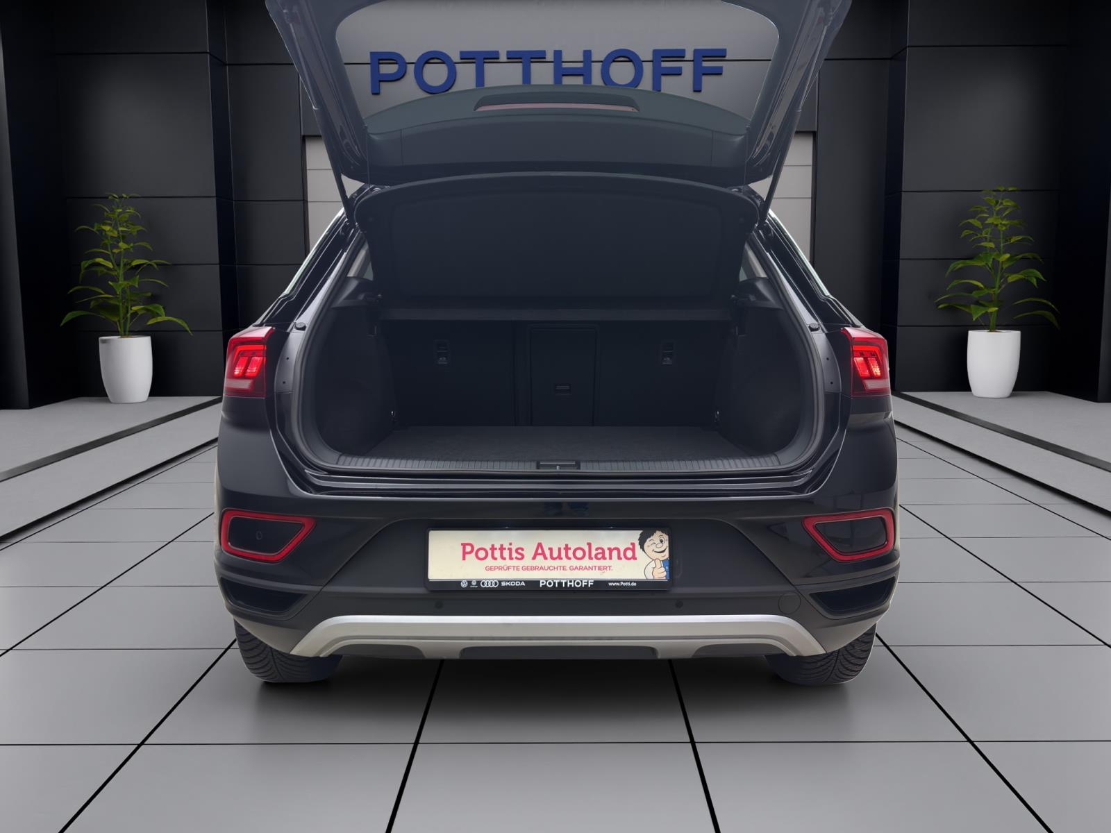 Bild 3: Volkswagen T-Roc 1.0 TSI LIFE NAVI KLIMA PDC LED