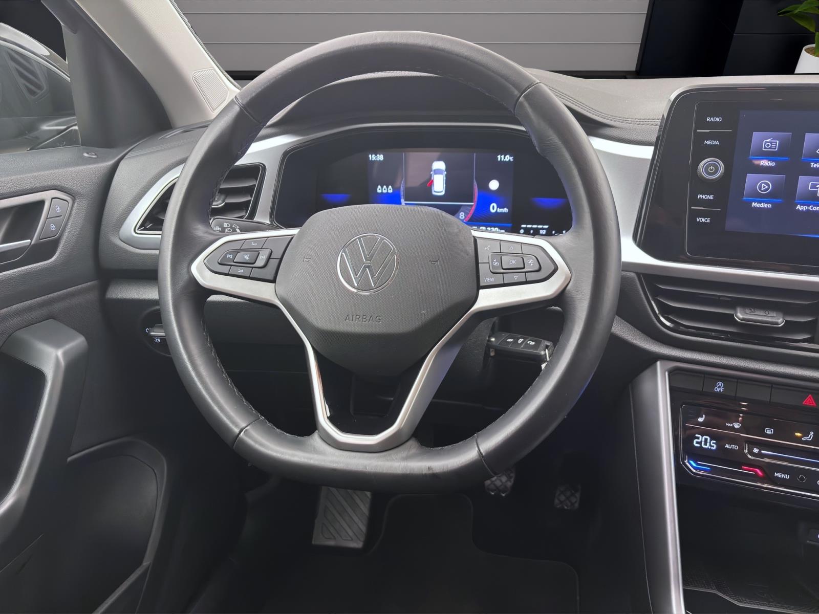 Bild 10: Volkswagen T-Roc 1.0 TSI LIFE NAVI KLIMA PDC LED