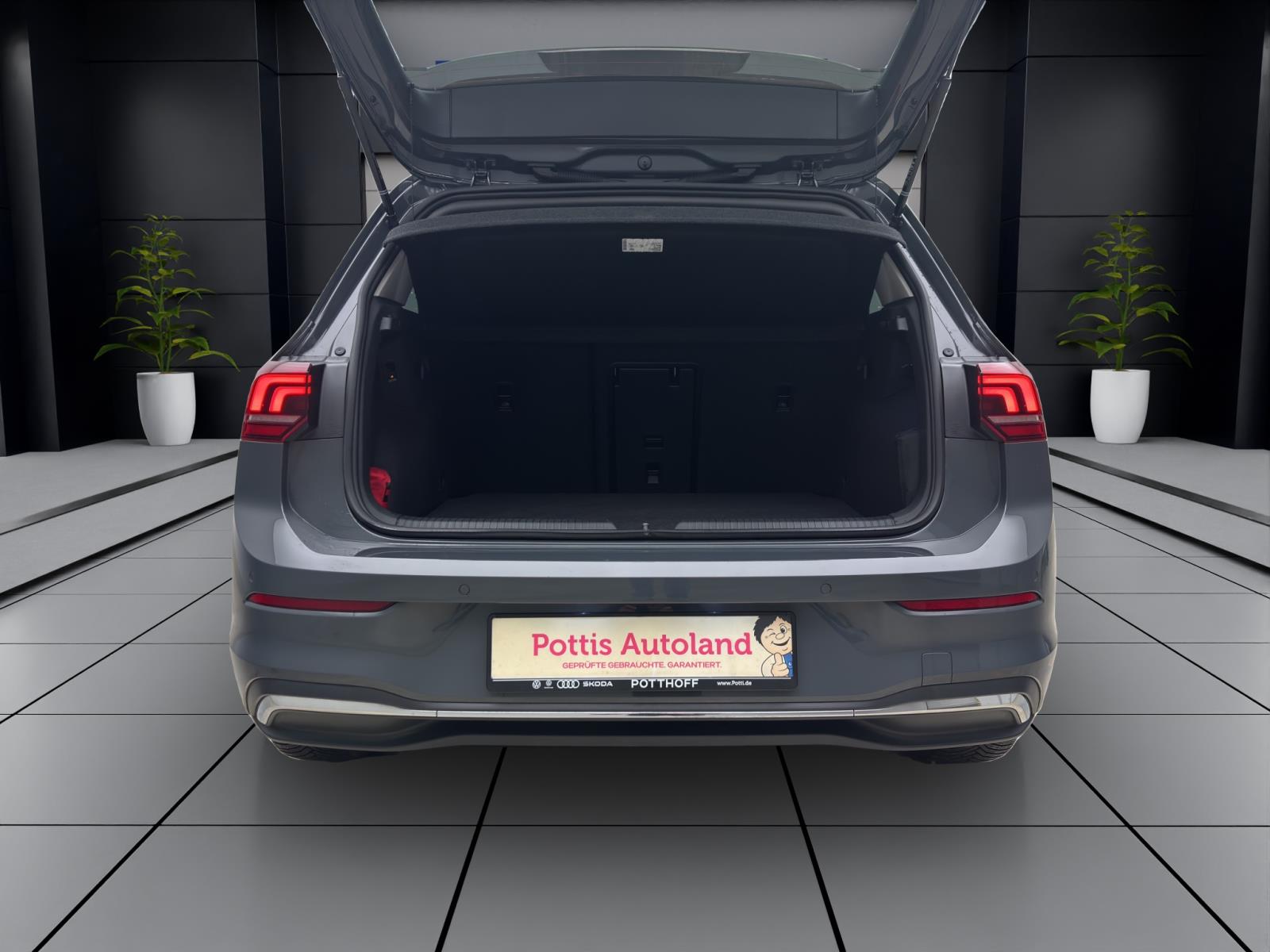 Bild 3: Volkswagen Golf 1.5 TSI GOAL AHK NAVI LED PDC