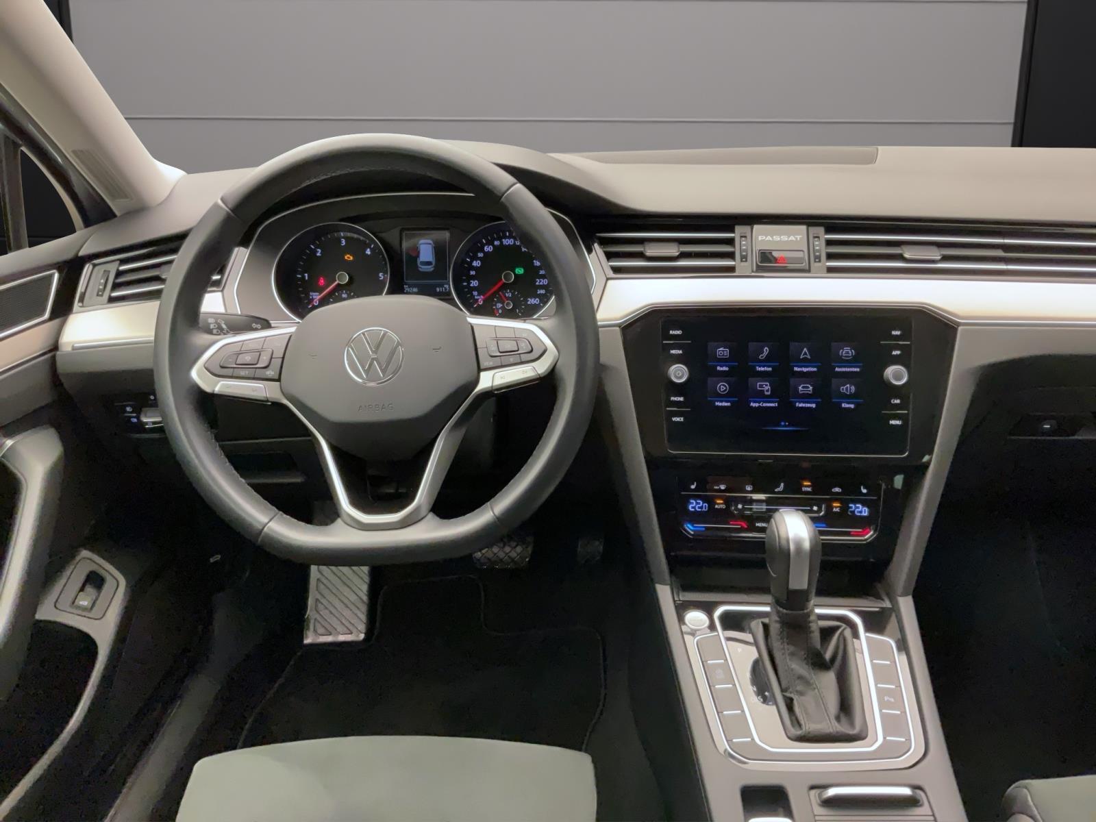 Bild 11: Volkswagen Passat Variant 2.0 TDI DSG ELEGANCE AHK NAVI IQ.LIGHT