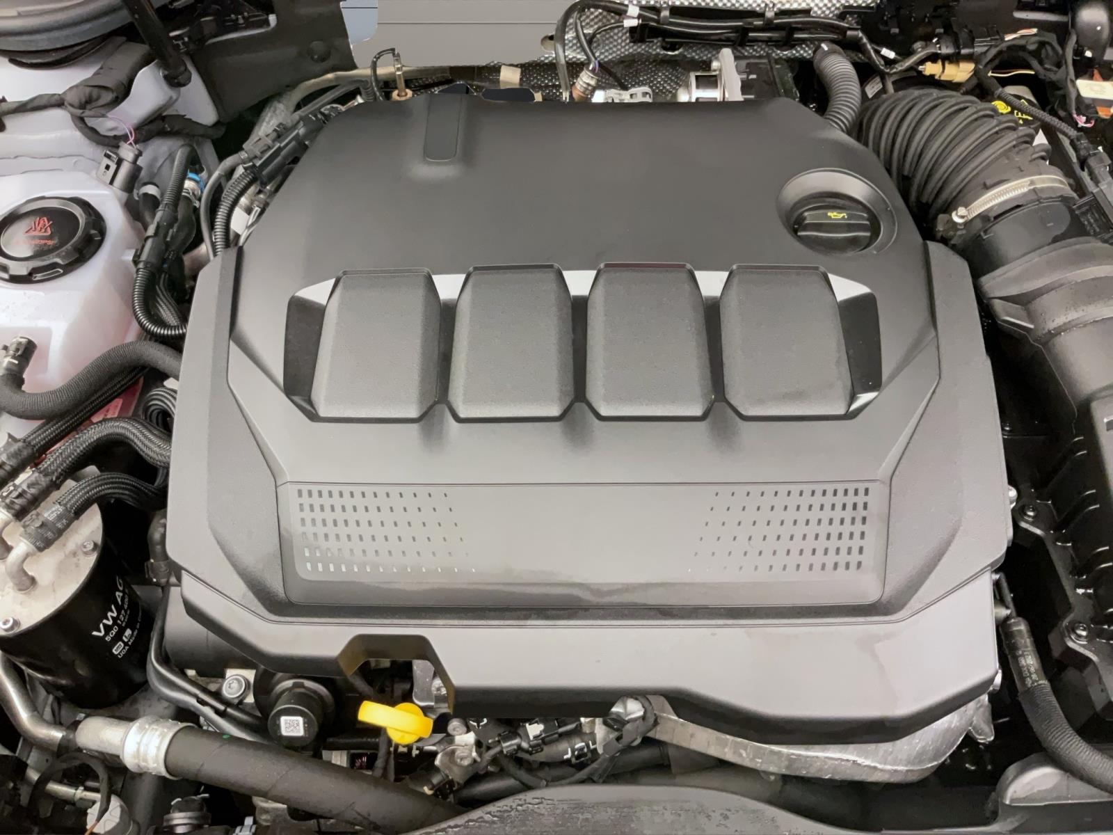 Bild 16: Volkswagen Passat Variant 2.0 TDI DSG ELEGANCE AHK NAVI IQ.LIGHT