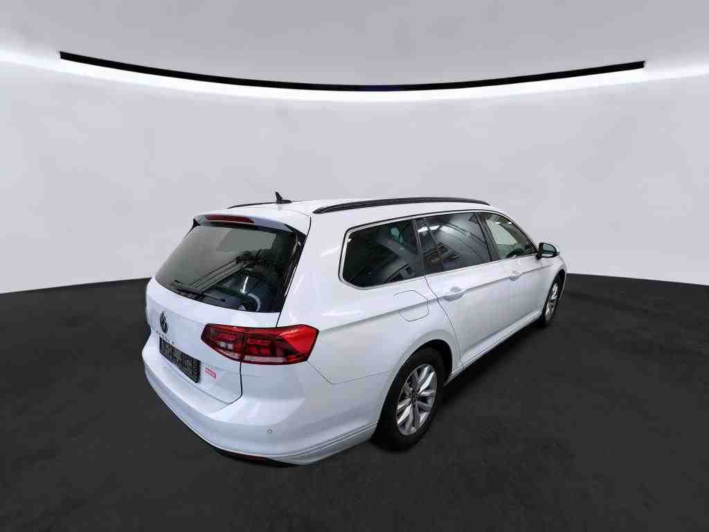 Bild 1: Volkswagen Passat Variant 2.0 TDI DSG BUSINESS AHK KAMERA SITZHZG NAVI