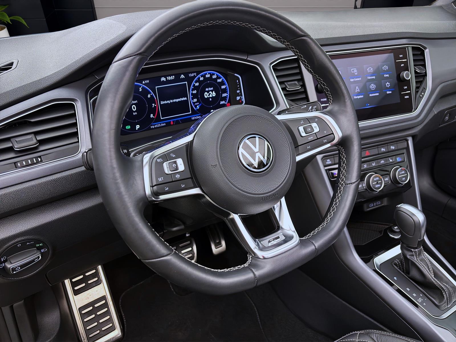 Bild 9: Volkswagen T-Roc Cabriolet 1.5 TSI DSG R-LINE NAVI KAMERA PDC LED