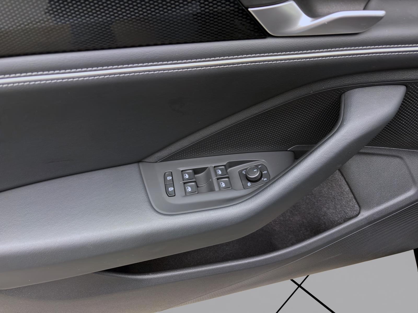 Bild 9: Volkswagen Passat Variant 2.0 TDI DSG BUSINESS NAVI AHK KAMERA PDC