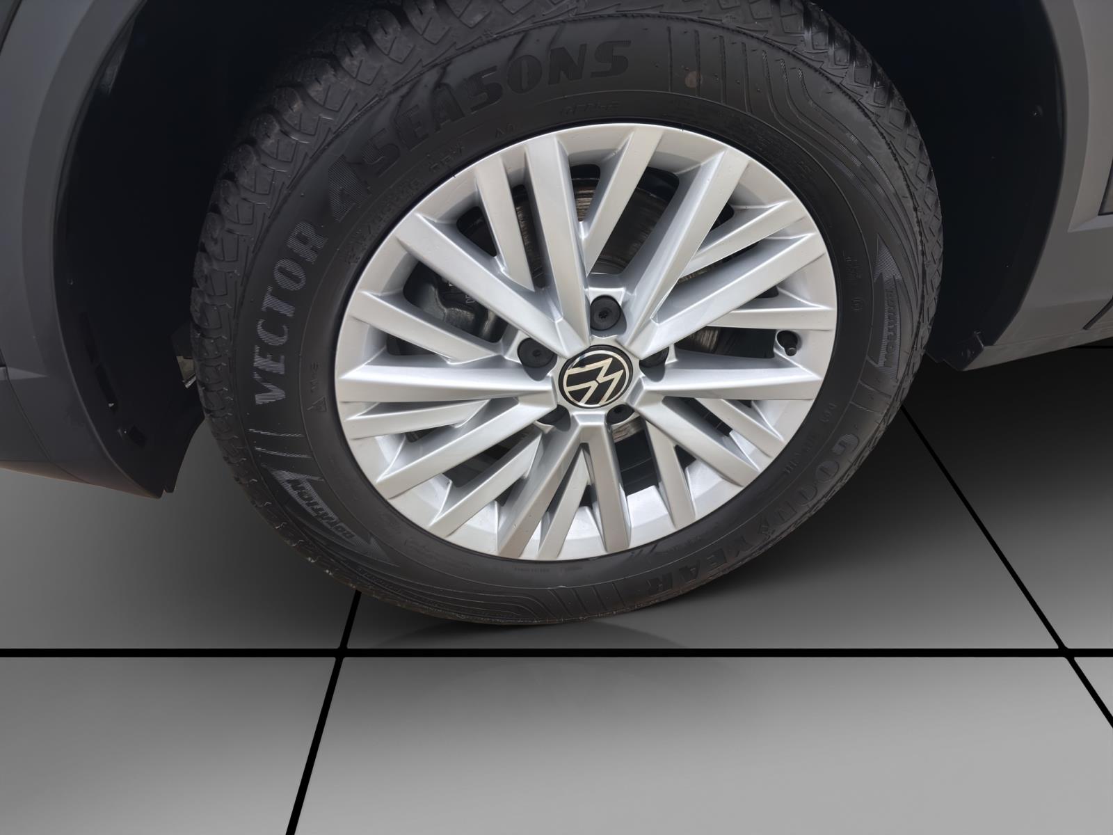 Bild 7: Volkswagen T-Roc 1.0 TSI LIFE NAVI KLIMA SHZG PDC