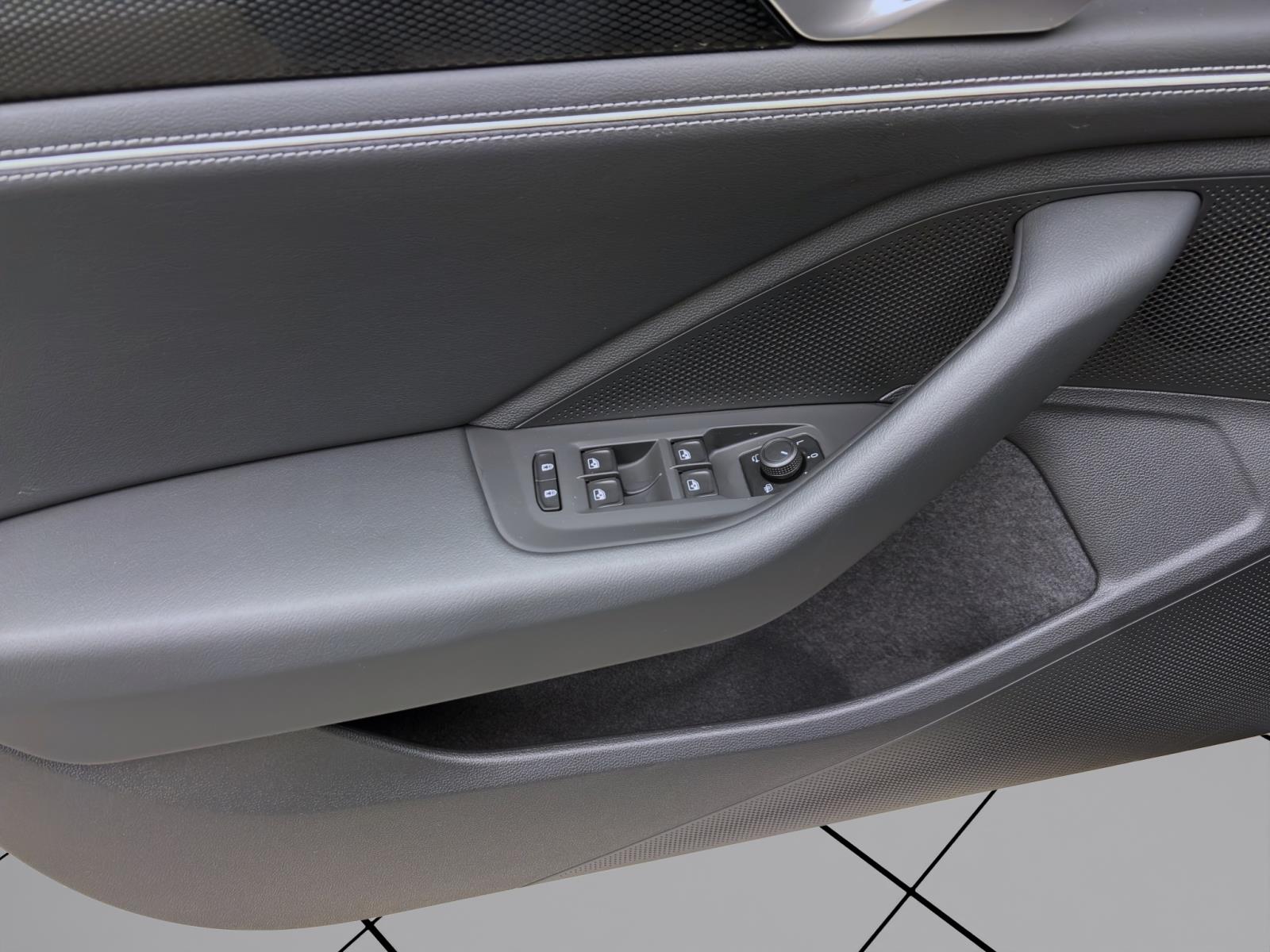 Bild 9: Volkswagen Passat Variant 1.5 eTSI DSG BUSINESS NAVI AHK KAMERA SHZG