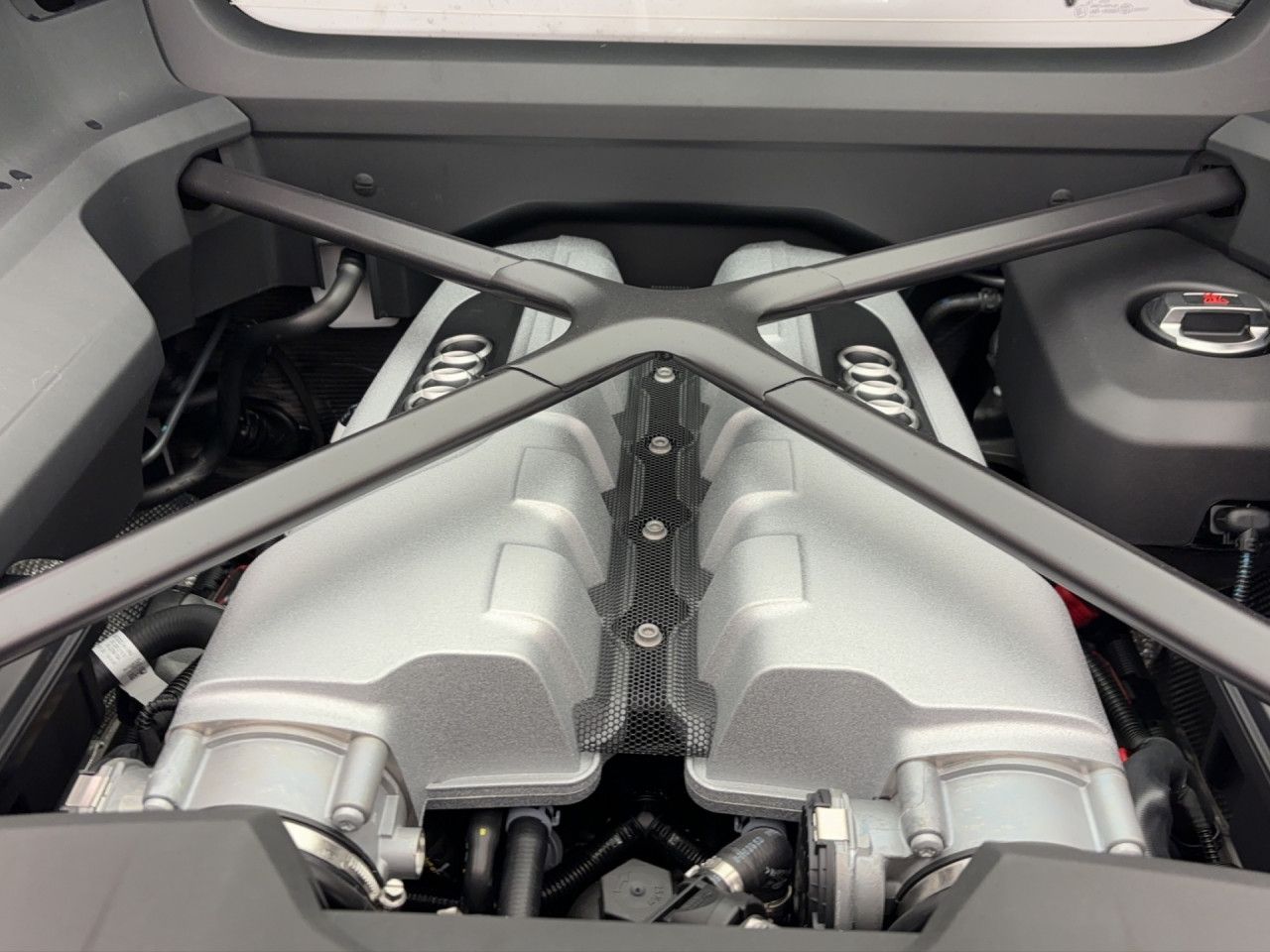 Bild 4: Audi R8 Coupe V10 PERFORMANCE LEDER LM20 KAMERA B&O