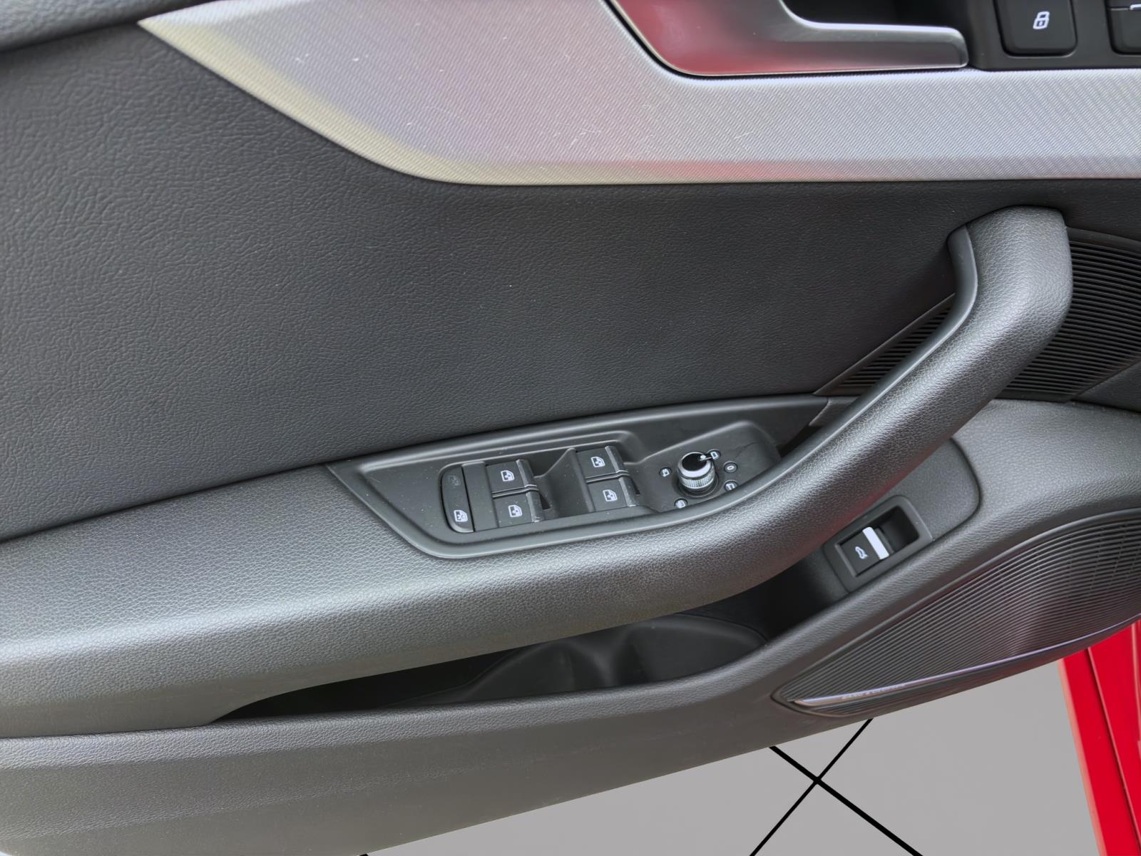 Bild 9: Audi A4 Avant 40 TDI Q S LINE STANDHZG PANO MATRIX HuD