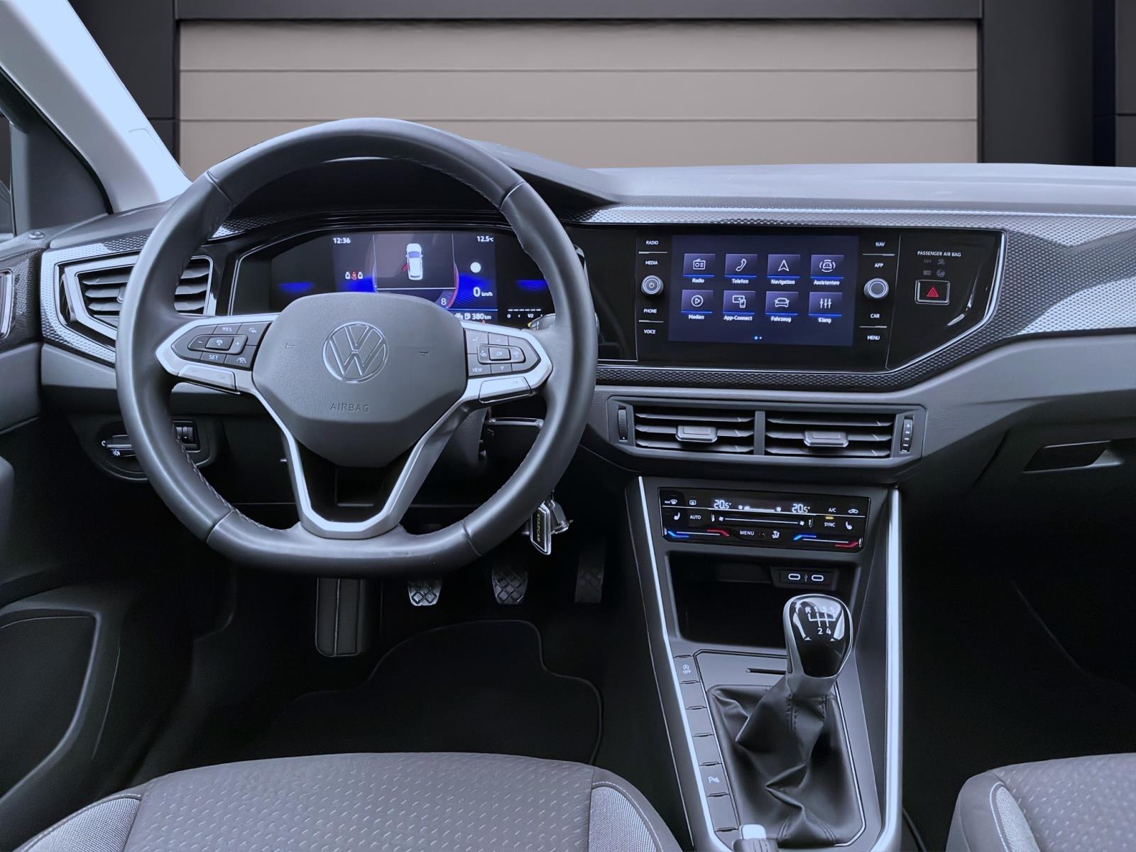 Bild 11: Volkswagen Polo 1.0 TSI LIFE NAVI PDC LED SITZHZG