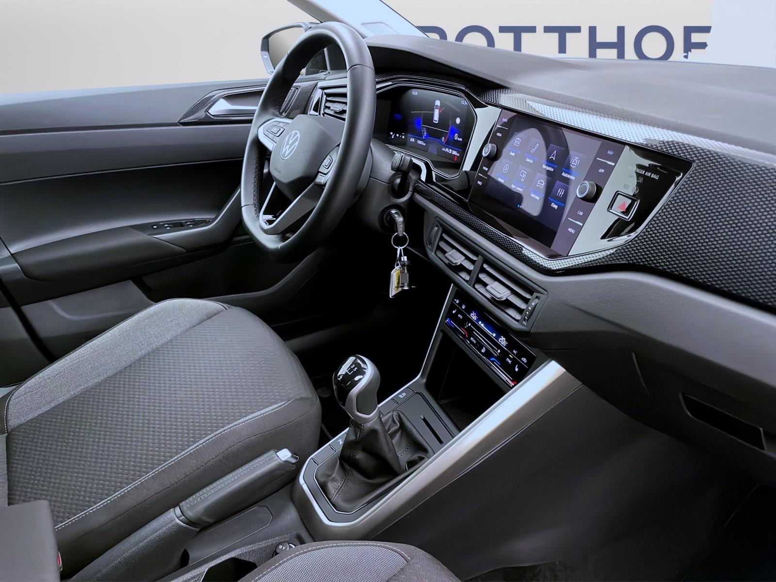 Bild 15: Volkswagen Polo 1.0 TSI LIFE NAVI PDC LED SITZHZG