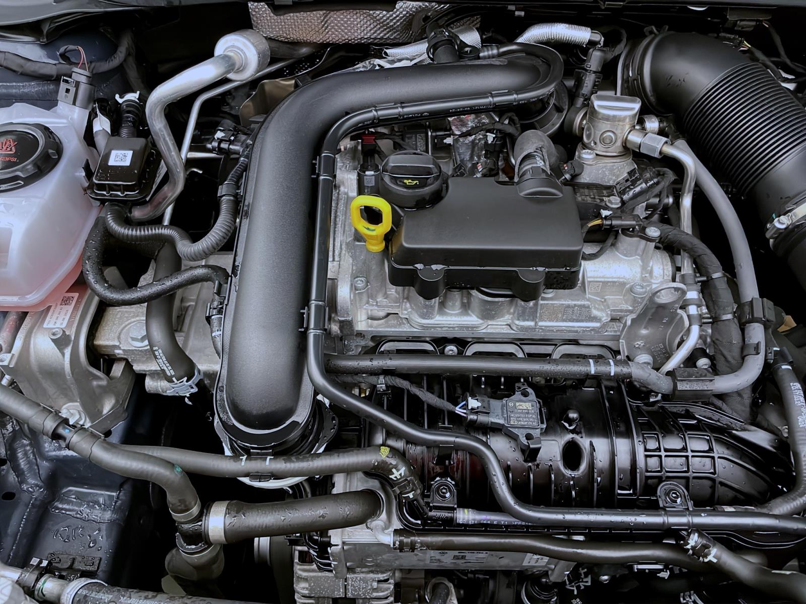 Bild 16: Volkswagen Polo 1.0 TSI LIFE NAVI PDC LED SITZHZG