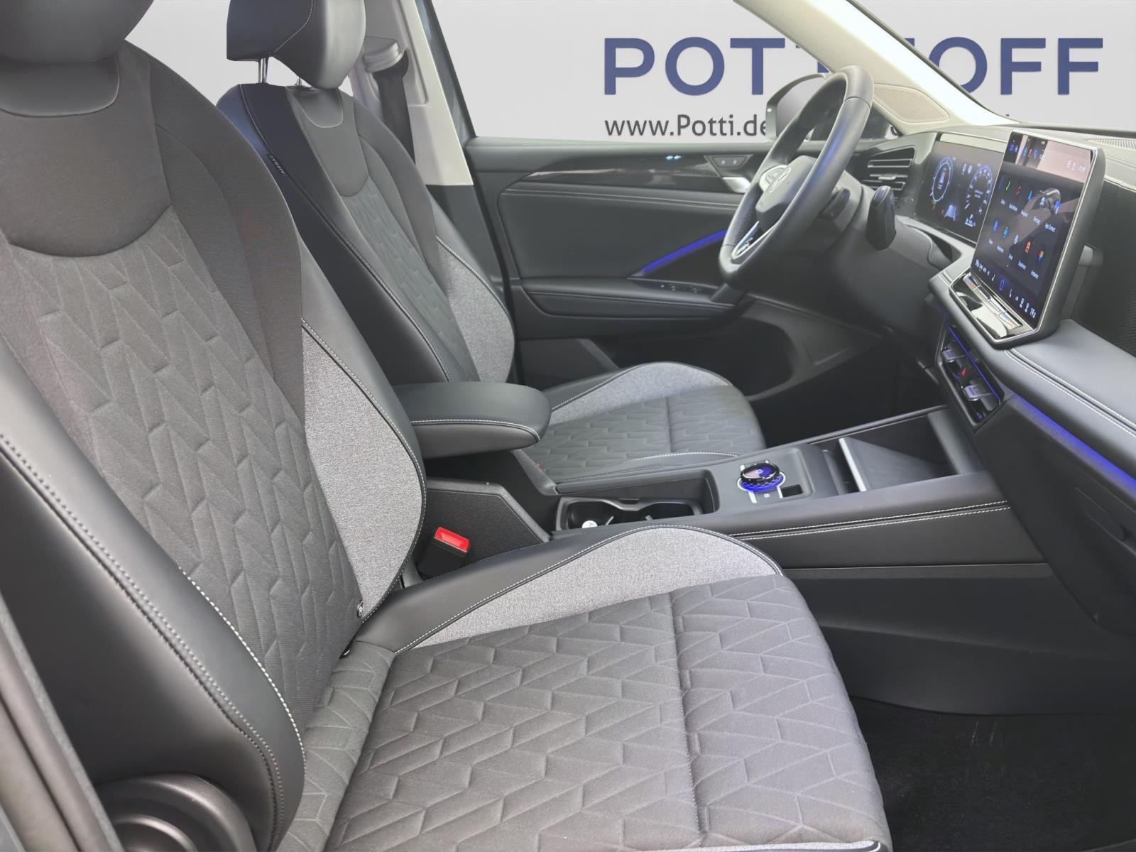 Bild 14: Volkswagen Tiguan 2.0 TDI DSG GOAL AHK NAVI PDC ACC