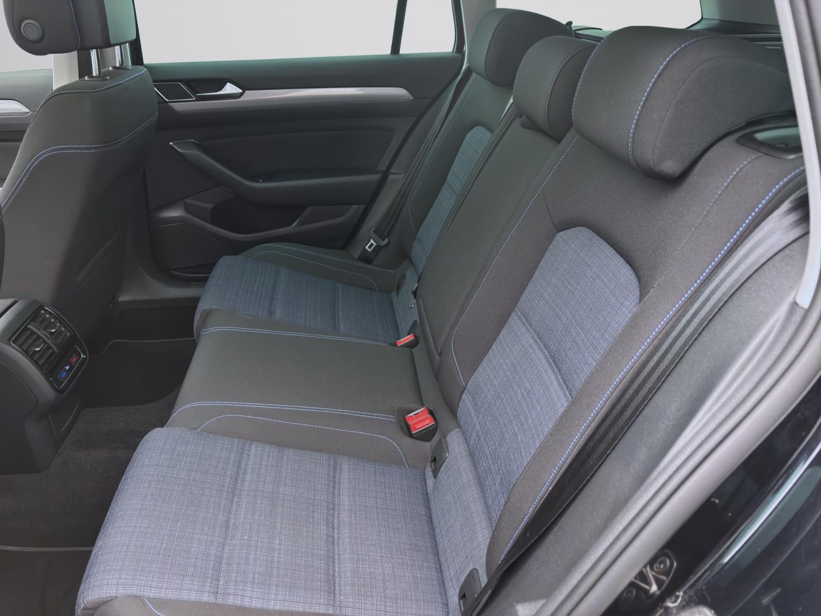 Bild 14: Volkswagen Passat Variant 1.4 TSI DSG GTE PANO AHK NAVI KAMERA