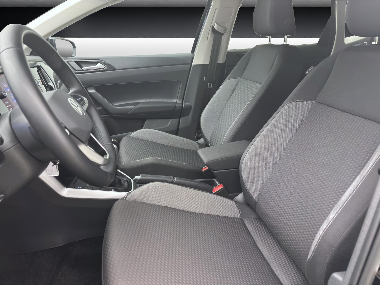 Bild 8: Volkswagen Polo 1.0 TSI LIFE NAVI PDC SITZHZG LED