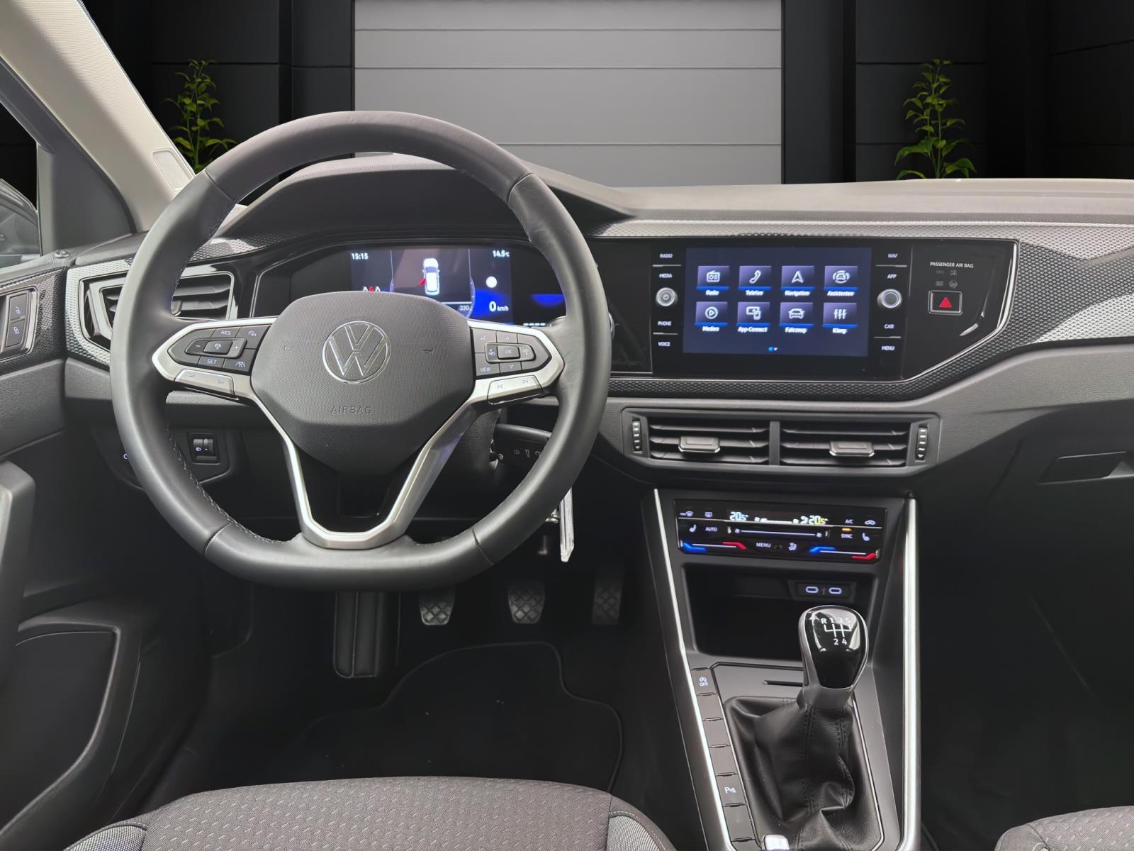 Bild 11: Volkswagen Polo 1.0 TSI LIFE NAVI PDC SITZHZG LED