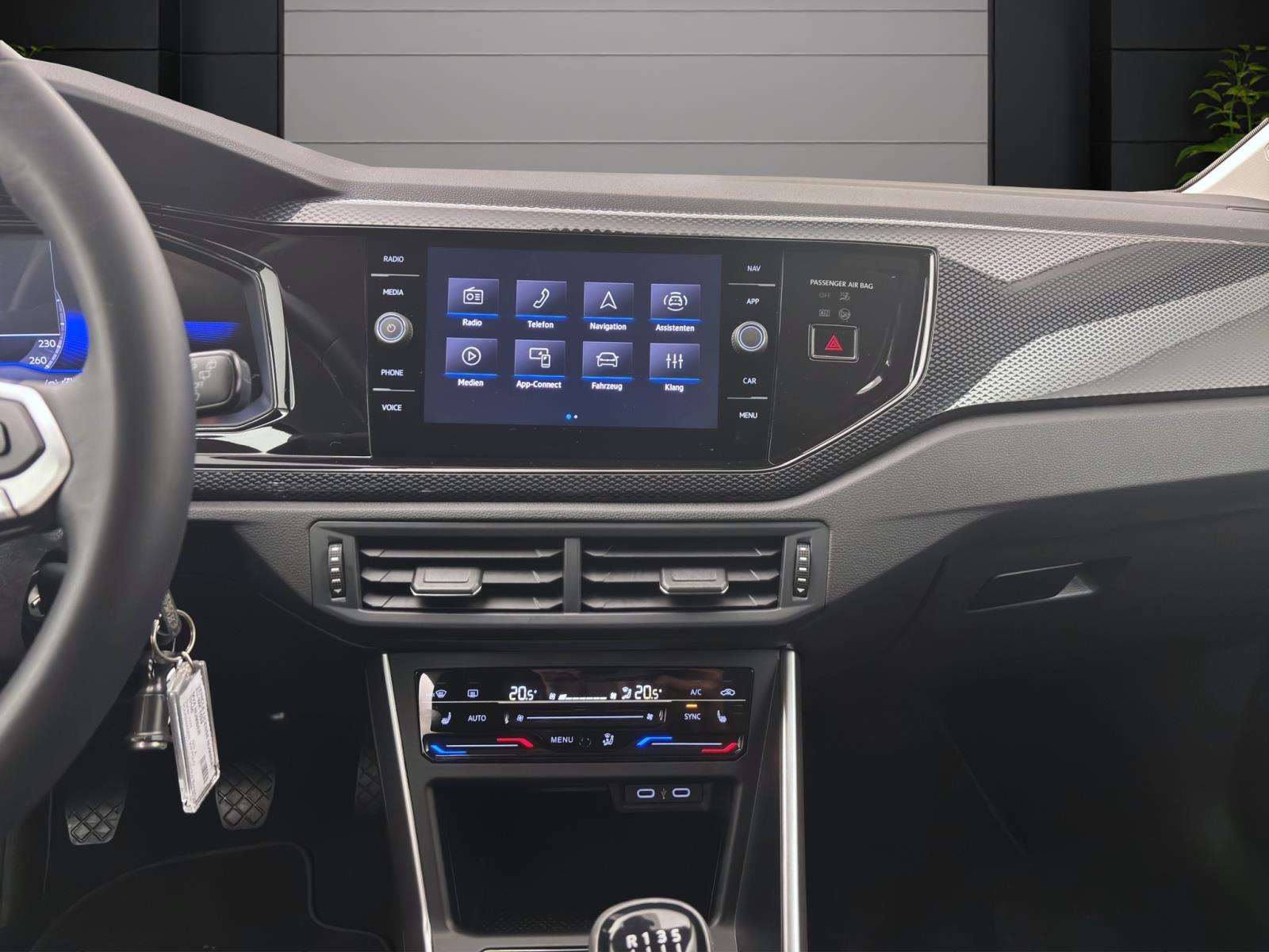 Bild 12: Volkswagen Polo 1.0 TSI LIFE NAVI PDC SITZHZG LED