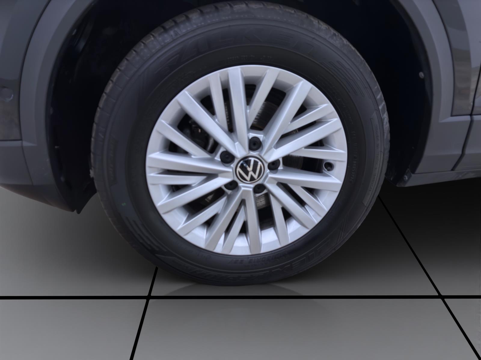 Bild 7: Volkswagen T-Roc 1.0 TSI LIFE PDC SITZHZG KLIMA LED