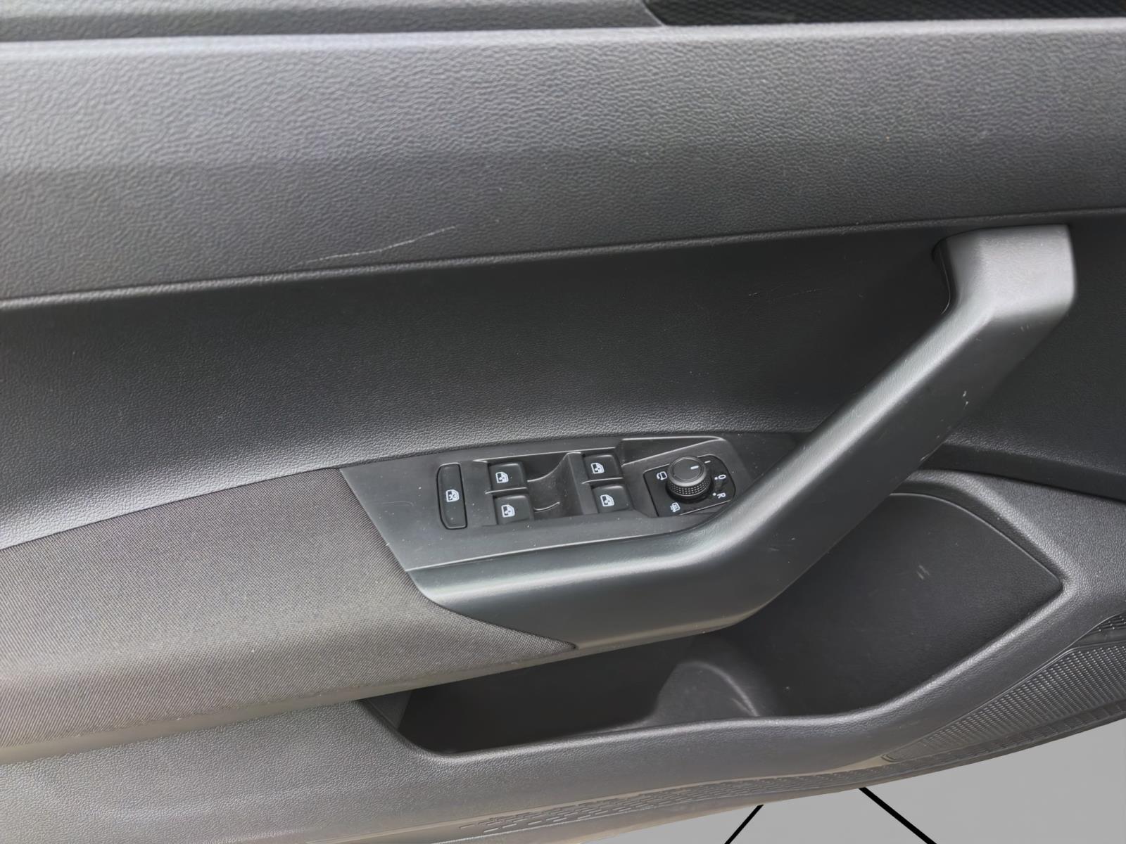 Bild 9: Volkswagen Polo 1.0 TSI LIFE NAVI PDC LED ACC SITZHZG