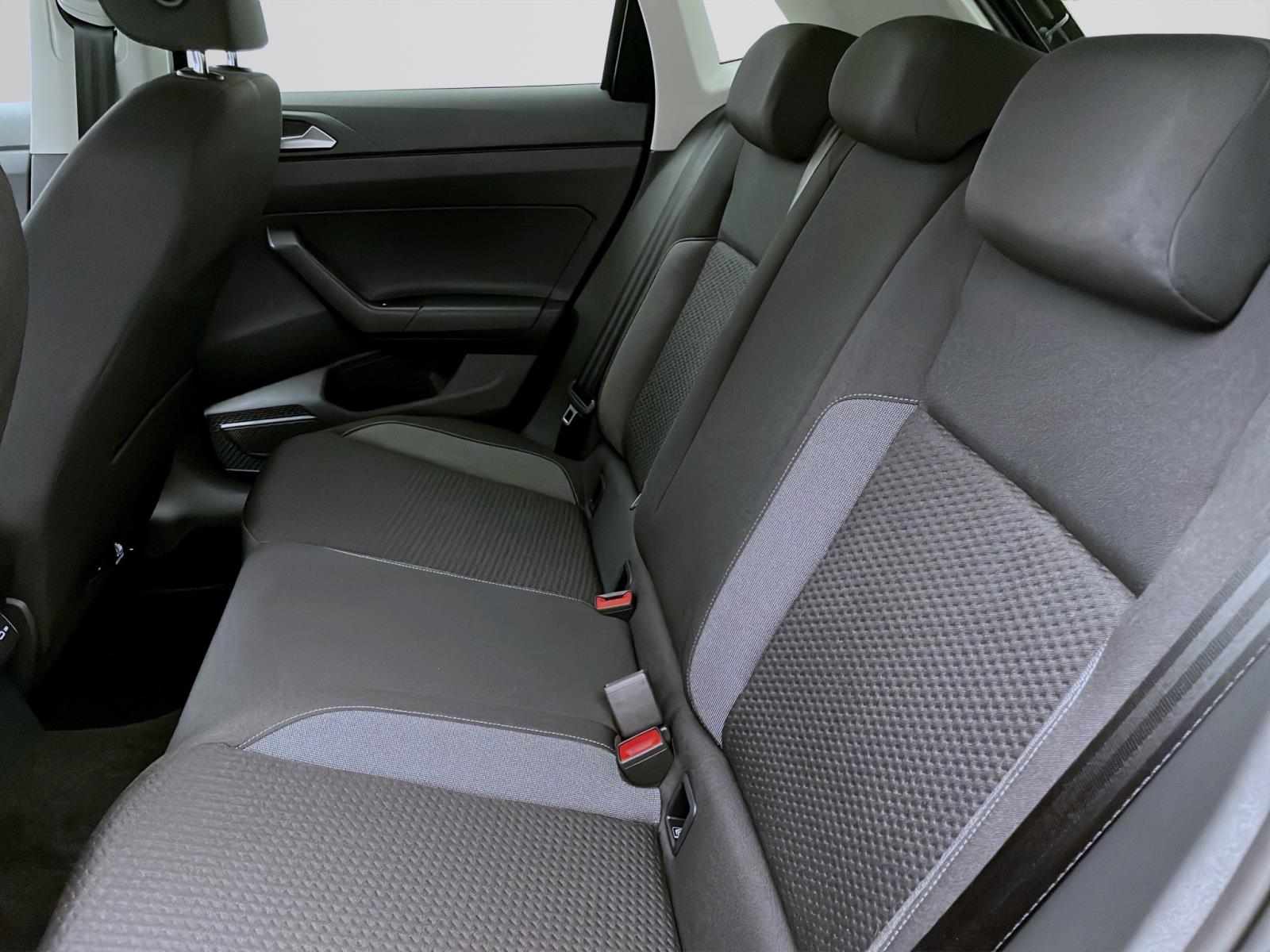 Bild 13: Volkswagen Polo 1.0 TSI LIFE NAVI PDC LED ACC SITZHZG