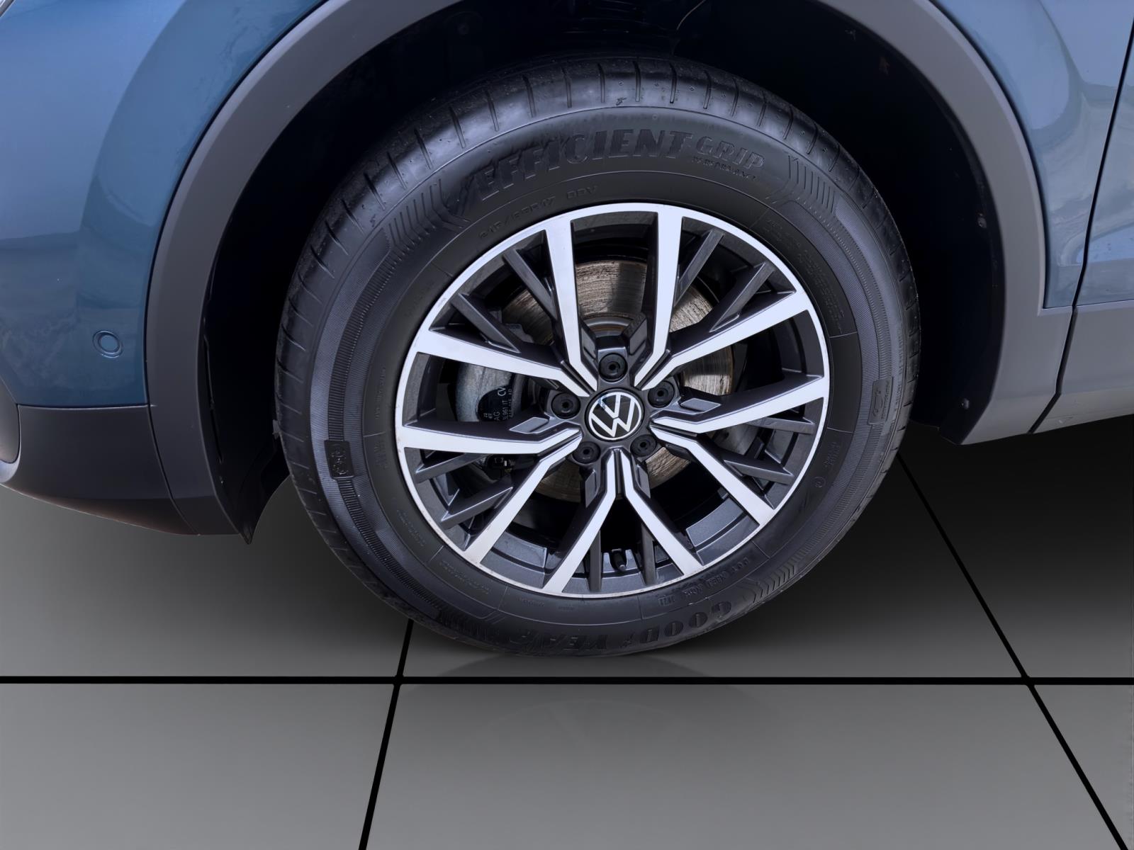 Bild 7: Volkswagen Tiguan 1.5 TSI LIFE PDC NAVI SITZHZG ACC LED