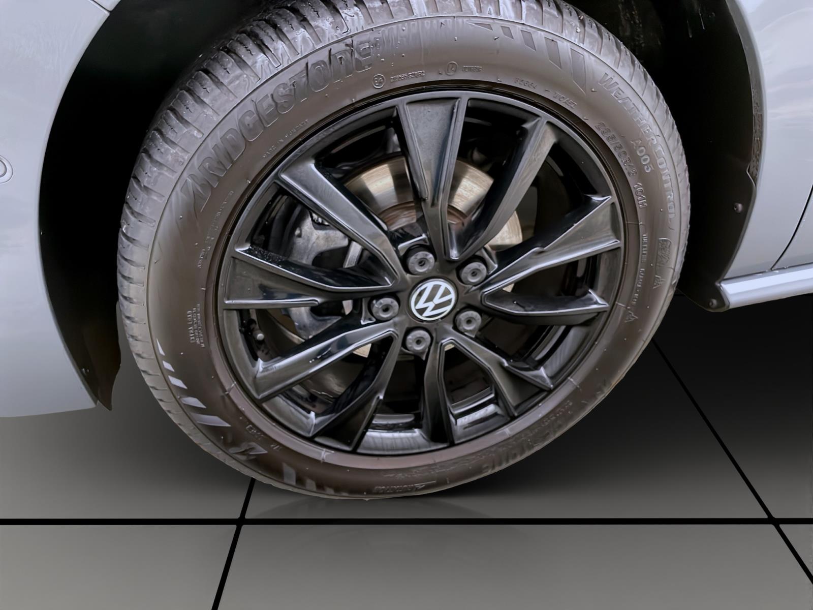 Bild 7: Volkswagen T7 Multivan 2.0 TDI DSG LIFE PANO AHK NAVI KAMERA