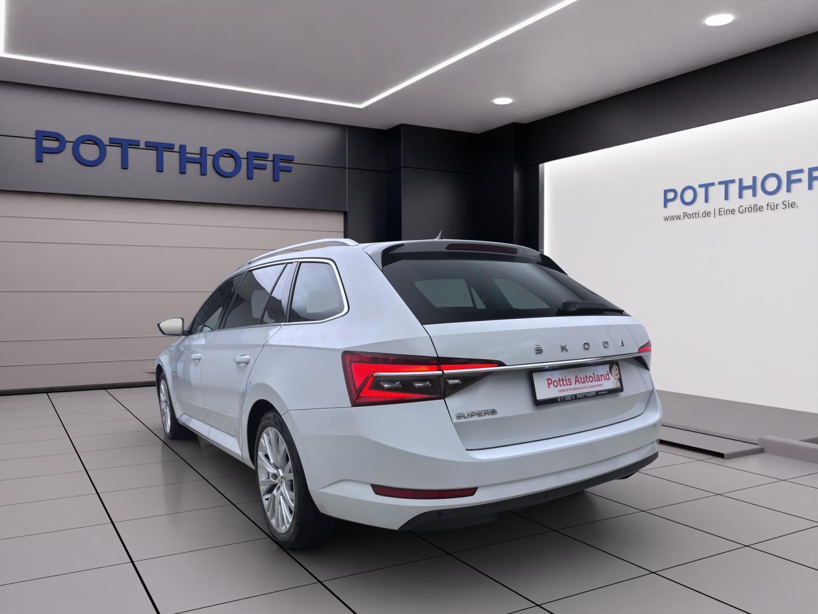 Bild 1: Skoda Superb Combi 2.0 TDI DSG STYLE PANO NAVI PDC SITZHZG