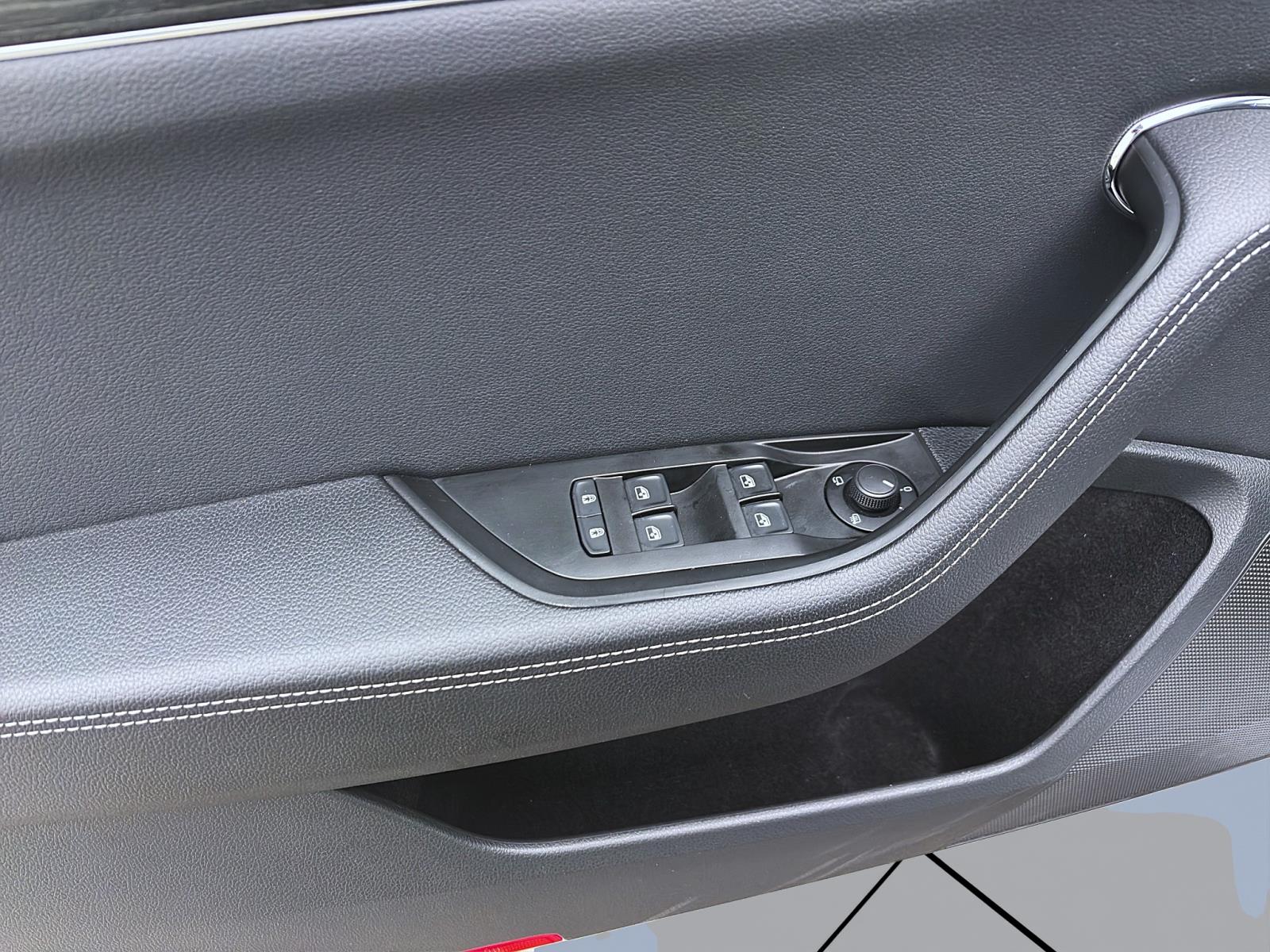 Bild 9: Skoda Superb Combi 2.0 TDI DSG STYLE PANO NAVI PDC SITZHZG