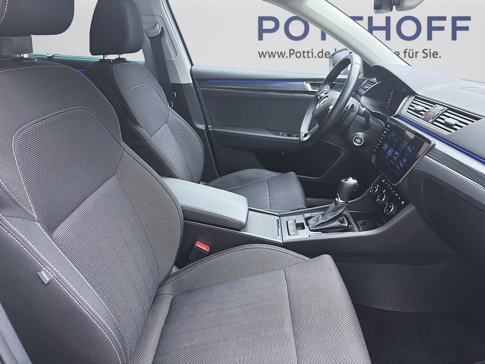 Bild 14: Skoda Superb Combi 2.0 TDI DSG STYLE PANO NAVI PDC SITZHZG