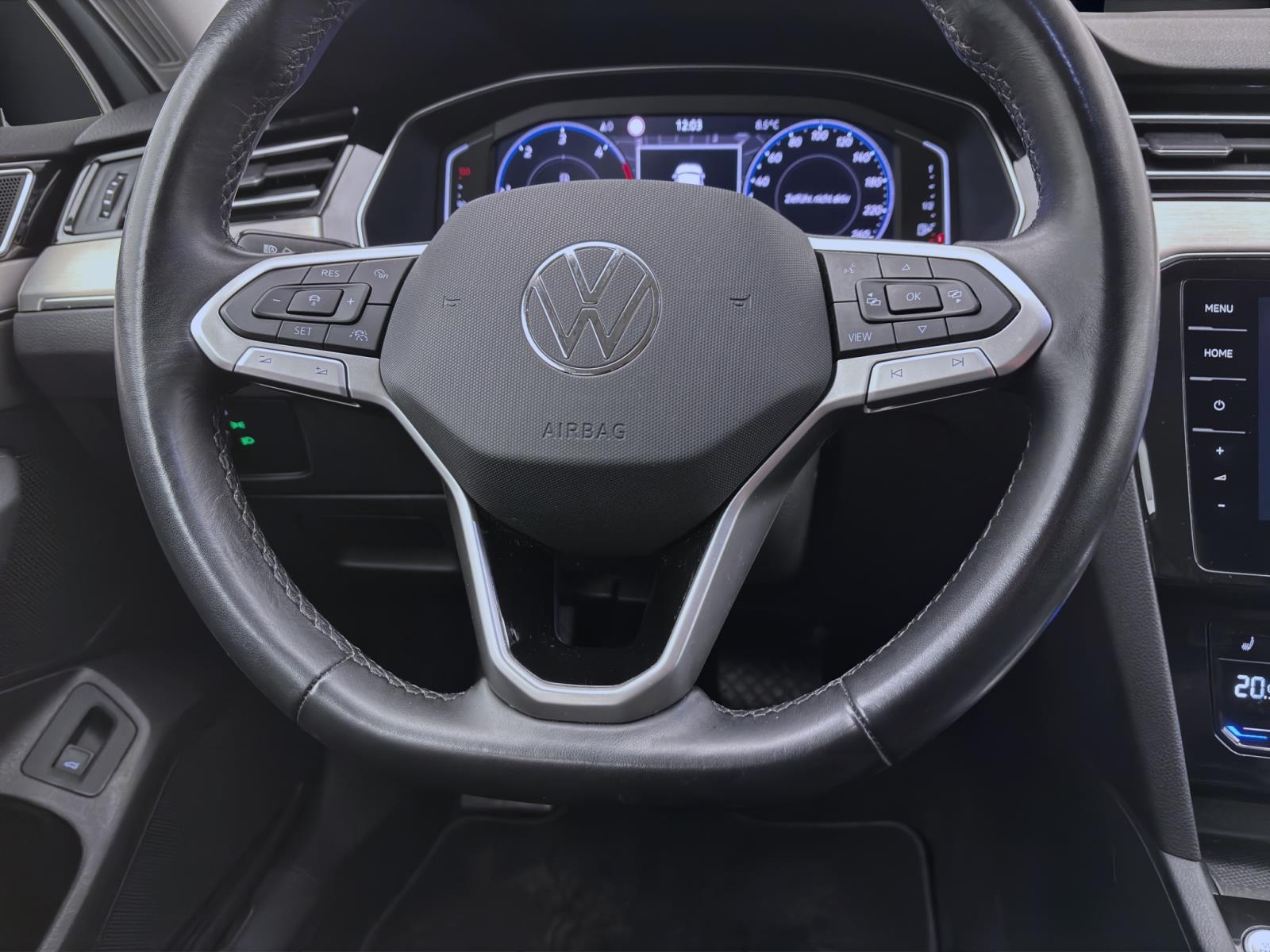 Bild 11: Volkswagen Passat Variant 2.0 TDI DSG ELEGANCE NAVI IQ.LIGHT KAMERA