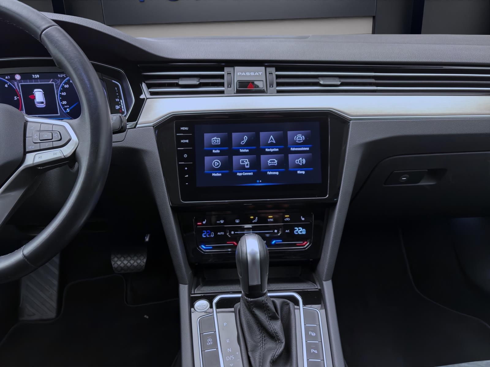 Bild 12: Volkswagen Passat Variant 2.0 TDI DSG ELEGANCE NAVI KAMERA PDC ACC