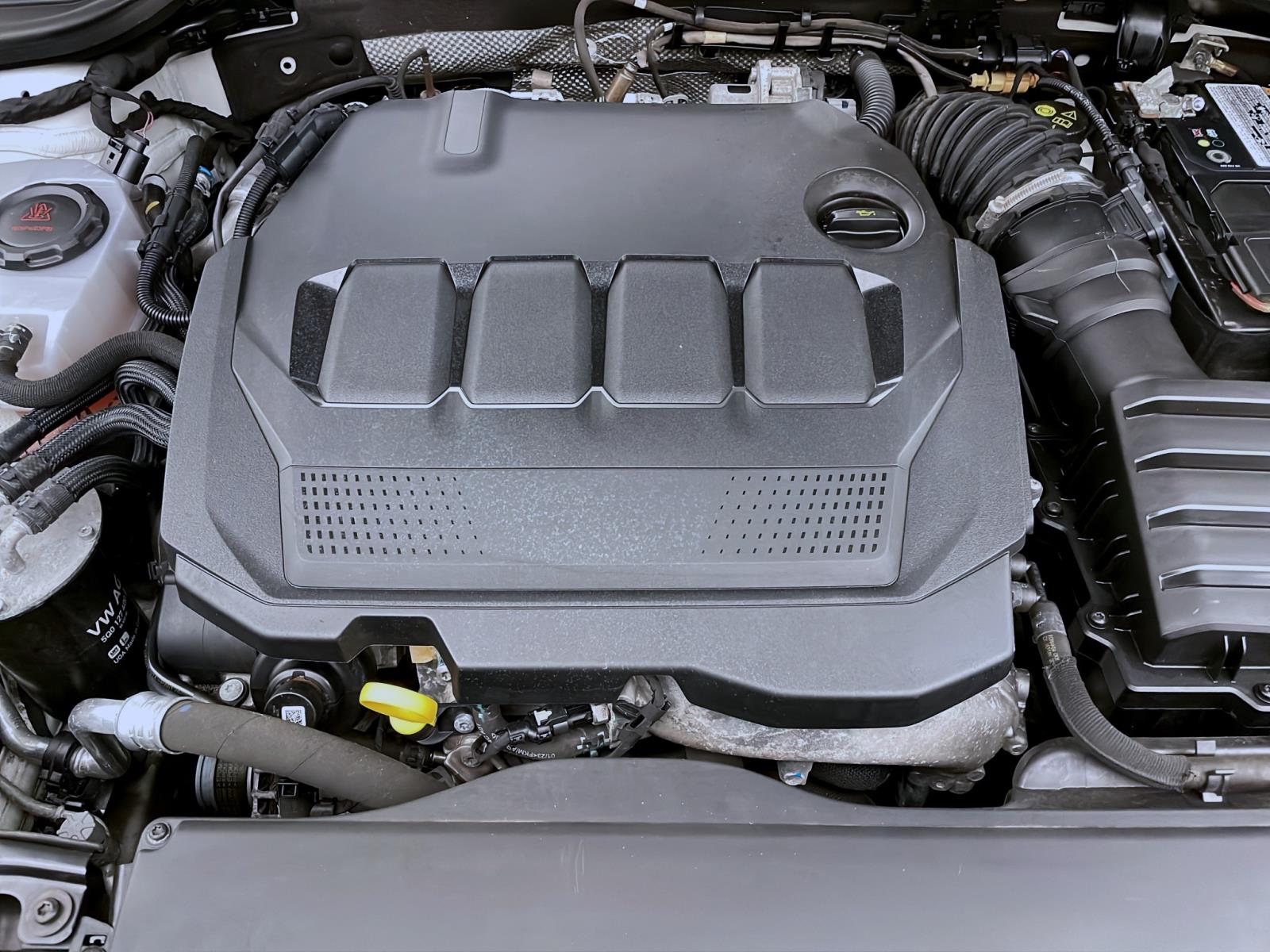 Bild 16: Skoda Octavia Combi 2.0 TDI DSG STYLE NAVI PDC SITZHZG ACC